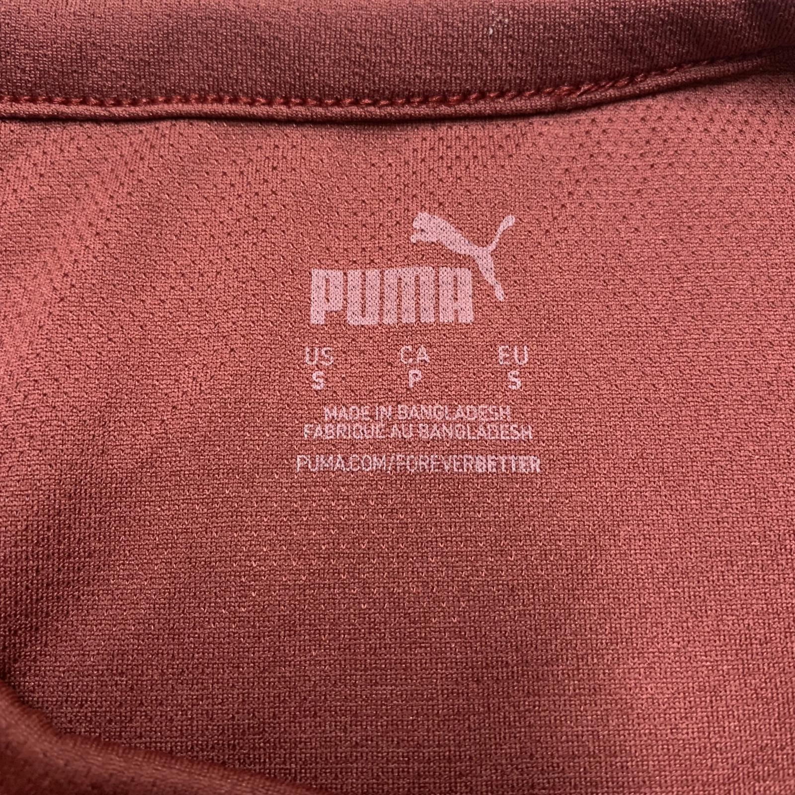 Camiseta de fútbol PUMA NYC Footy para hombre, talla S, color burdeos