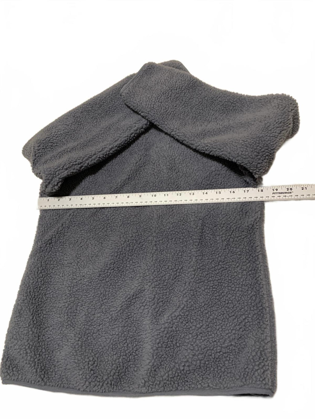 Chaqueta polar gris Old Navy para niña, talla XL TG 14R, con detalles en rosa