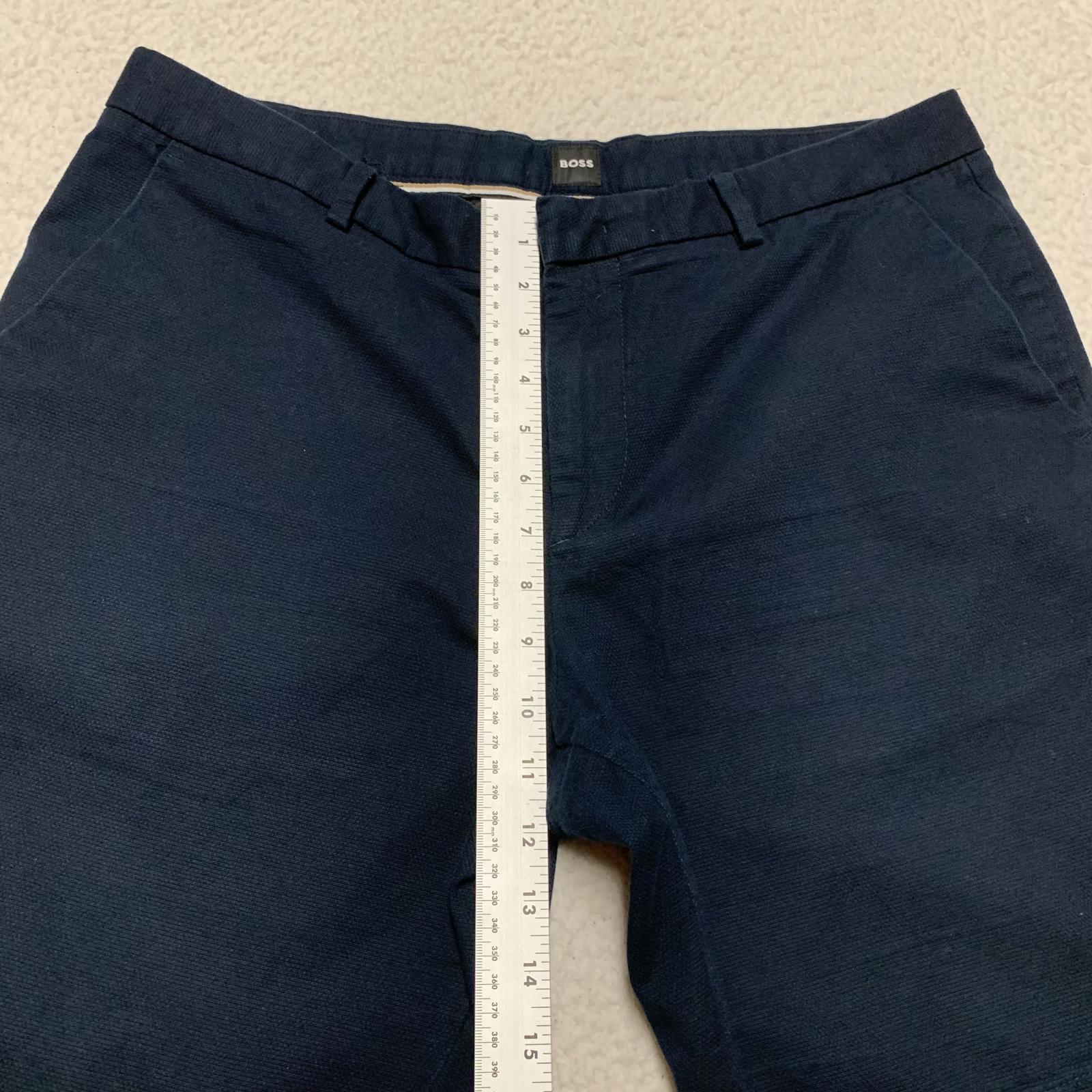 Pantalones cortos casuales azul marino Hugo Boss para hombre, talla 34R, W34