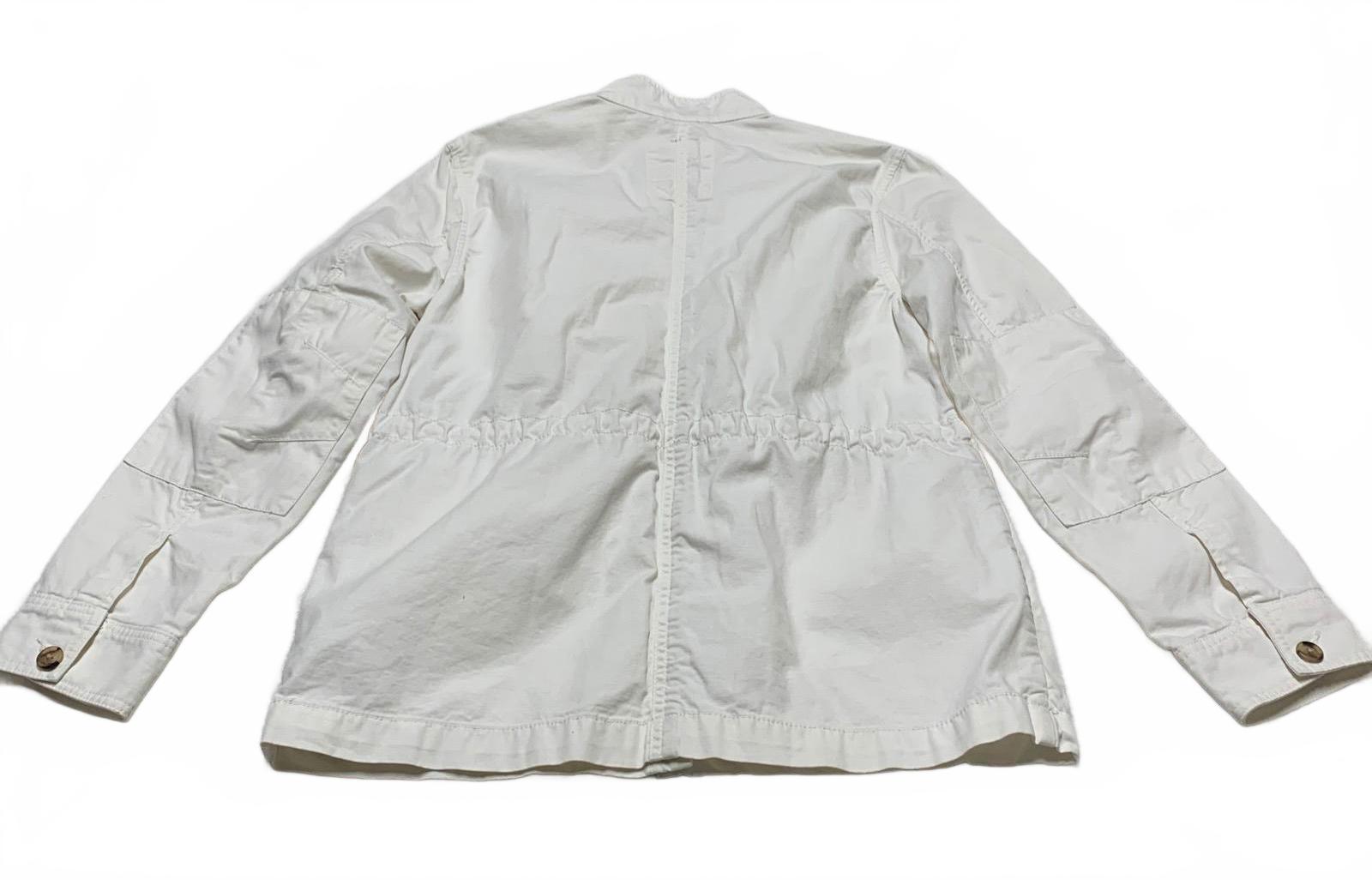 Chaqueta utilitaria ligera de algodón color blanco roto para mujer de GAP, talla mediana