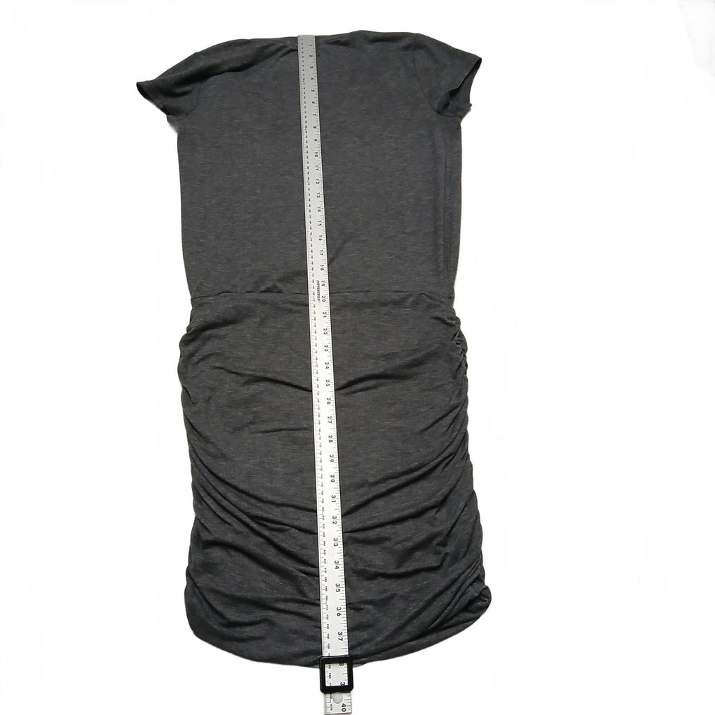 Vestido ajustado fruncido con mangas cortas para mujer, talla pequeña, gris, cuello en V