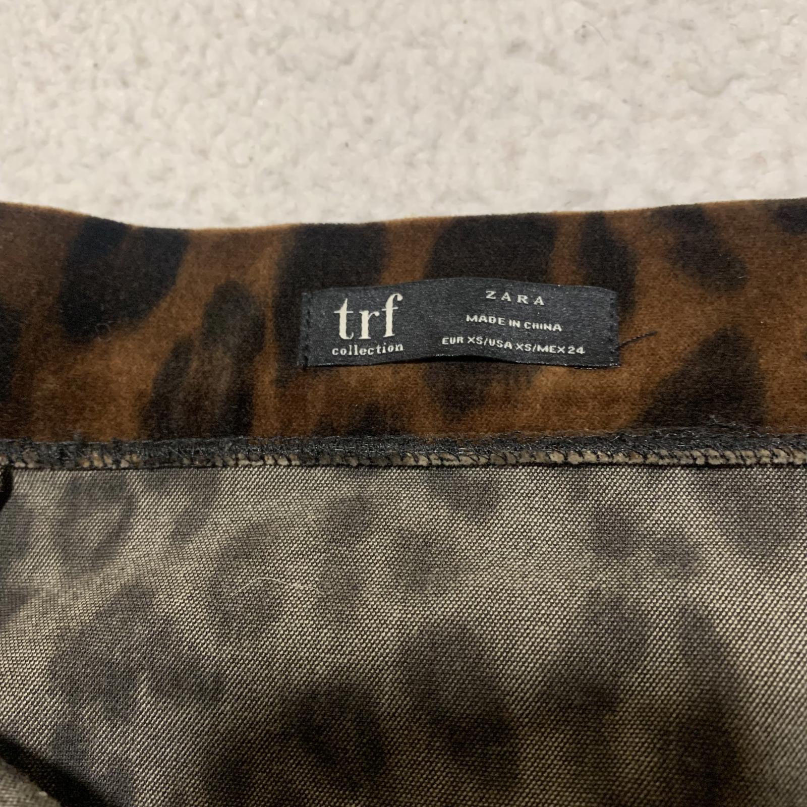Minifalda de terciopelo con estampado de leopardo para mujer de Zara TRF, talla XS, marrón, negra, estilo retro Y2K