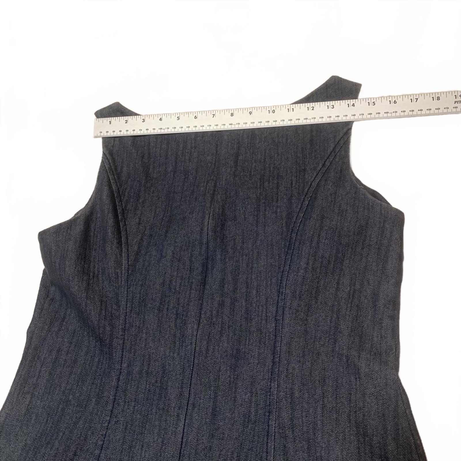 Jessica Simpson Women’s Size 12 Sleeveless blue Denim Dress Front Pockets