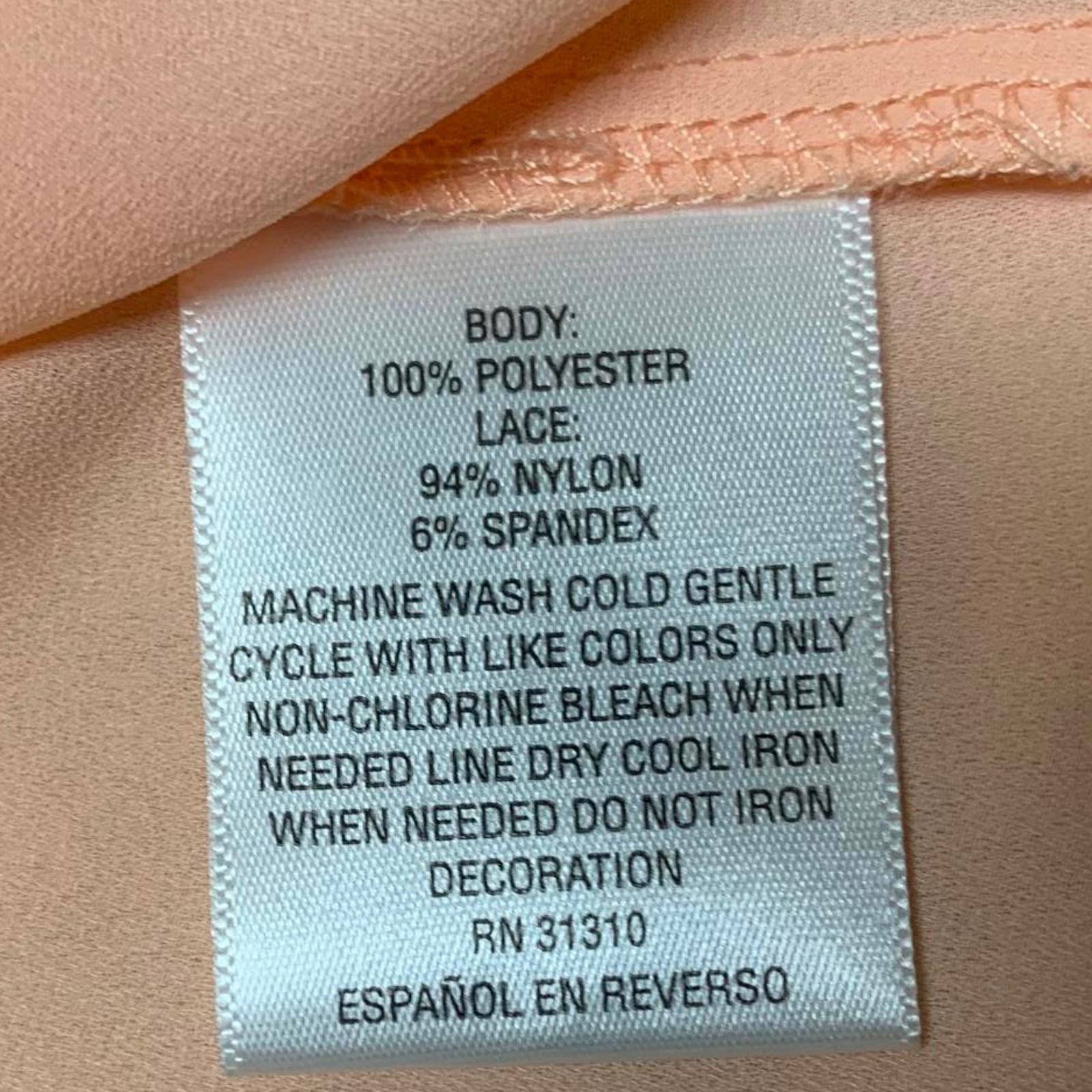 Blusa Thalia Sodi Forever 21 para mujer, talla grande, color melocotón, con mangas de encaje acampanadas