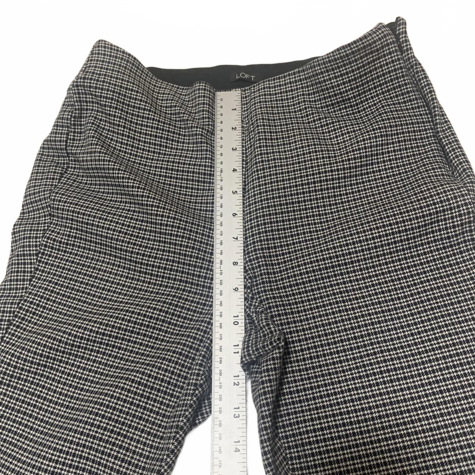 Pantalones de vestir LOFT para mujer, talla 8, estampado a cuadros blanco y negro, ajustados y con curvas