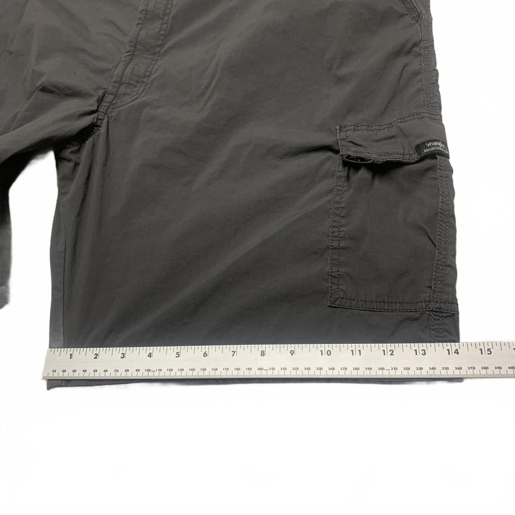 Pantalones cortos cargo grises Wrangler para hombre, talla 48, talla 49