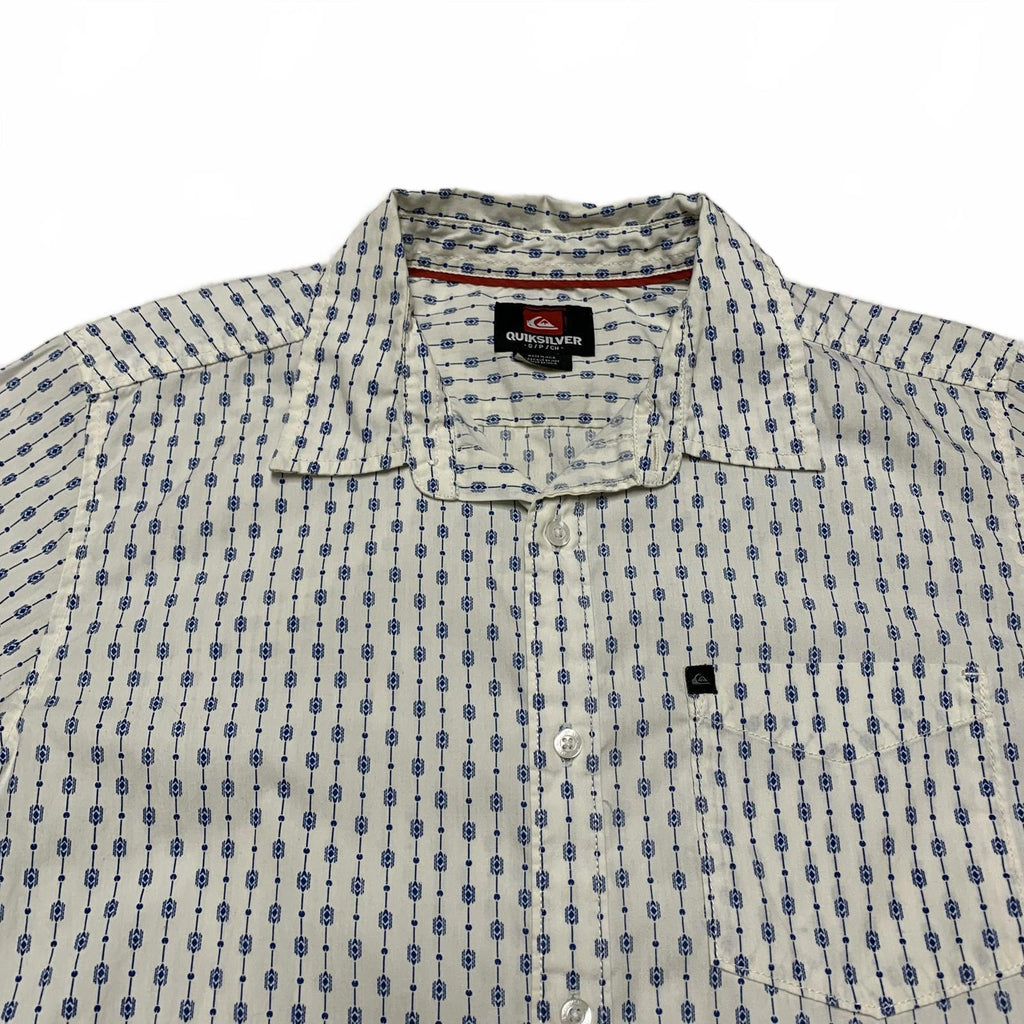 Camisa informal de manga corta Quiksilver para hombre, color blanco roto, talla pequeña