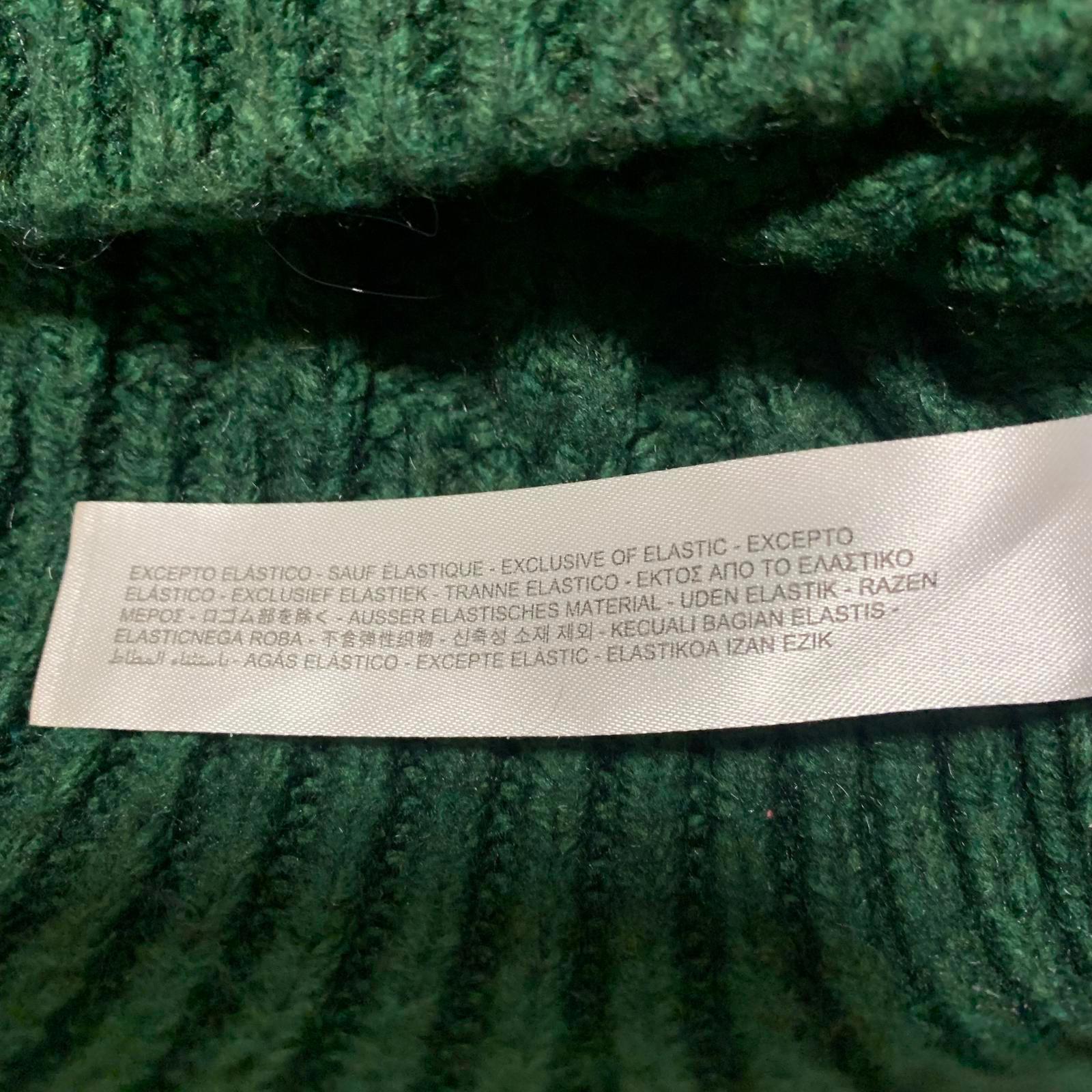 Suéter de cuello alto de punto trenzado verde oscuro con hombros descubiertos para mujer de Zara, talla pequeña