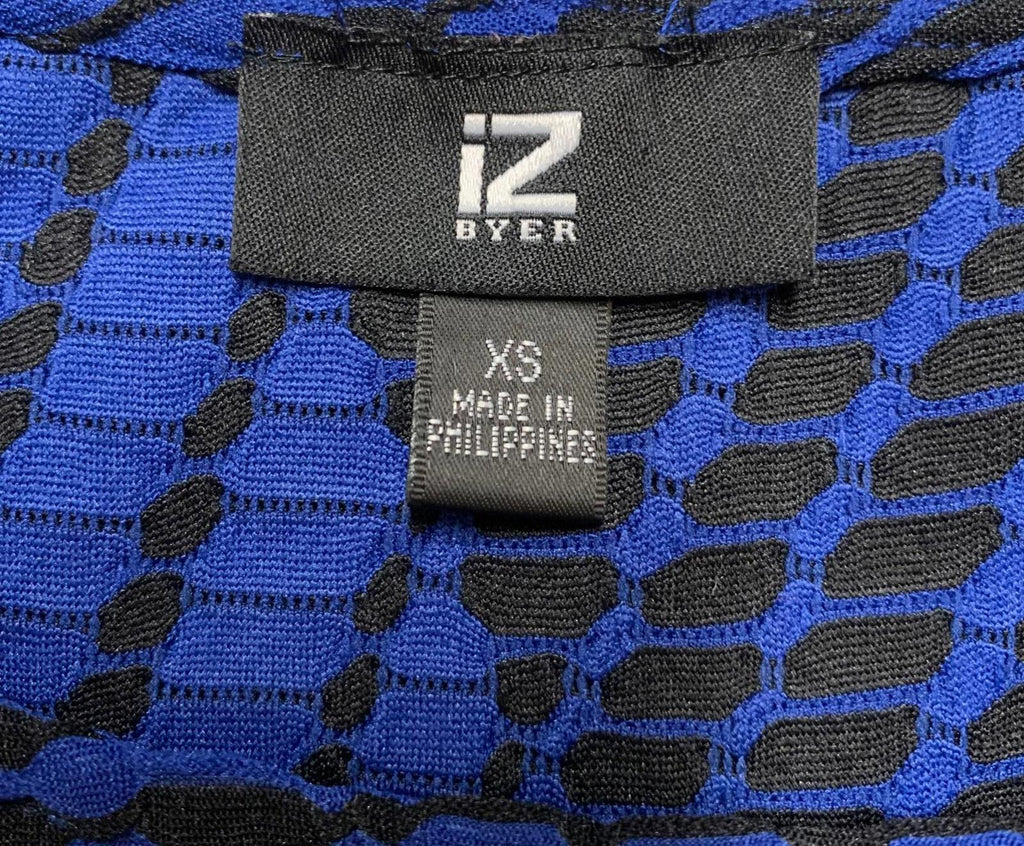 Vestido IZ Byer de corte A texturizado azul y negro talla XS para mujer