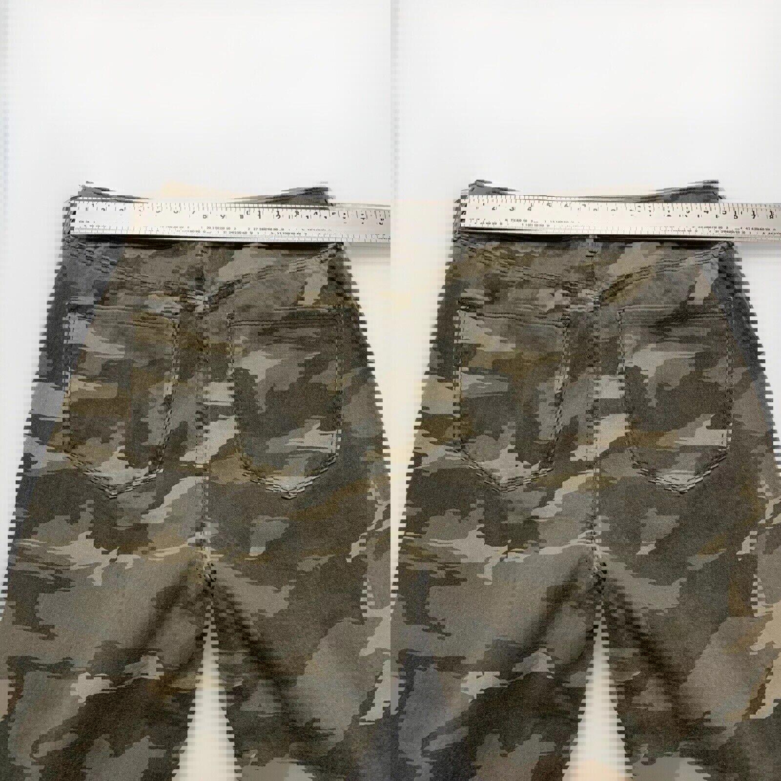 Pantalones rectos con estampado de camuflaje verde oliva para niños de la marca Rewash, talla 7/28