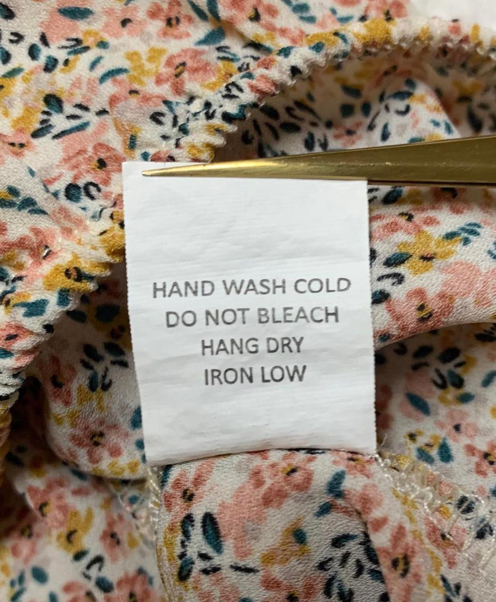 Blusa sin mangas con estampado floral y detalle de lazo en el cuello de Sienna Sky Teen Size XS