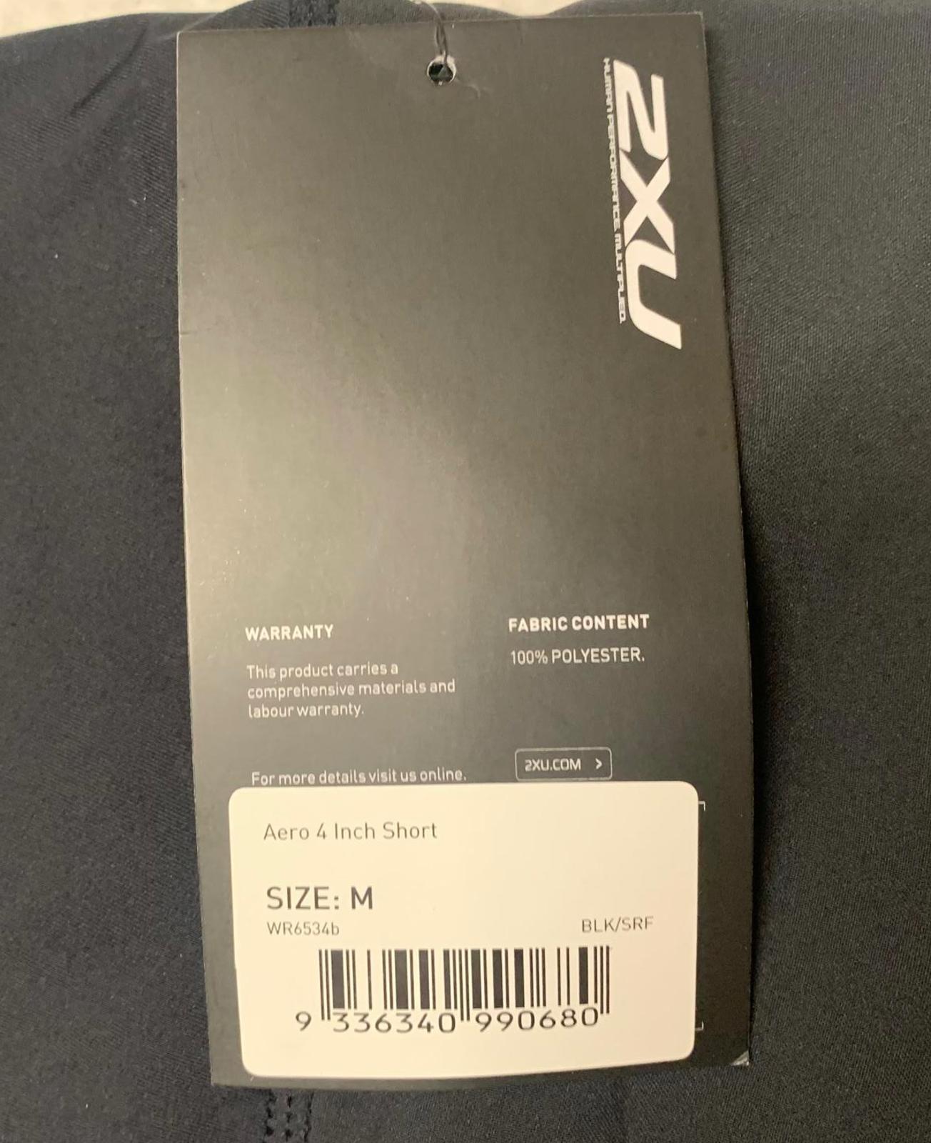 Pantalones cortos de running negros 2XU para mujer, talla mediana, talla W32, nuevo