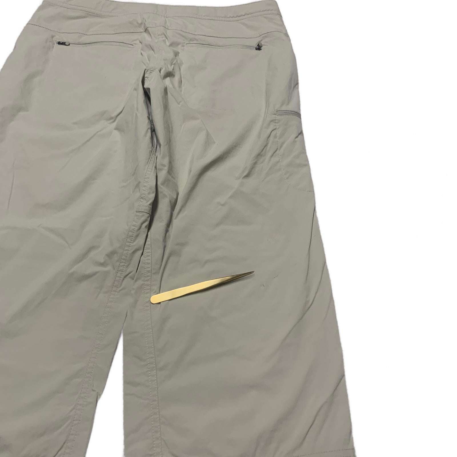 Pantalones capri cargo beige LL Bean para mujer, talla 12R, para actividades al aire libre, ancho 34 x largo 22,5 cm