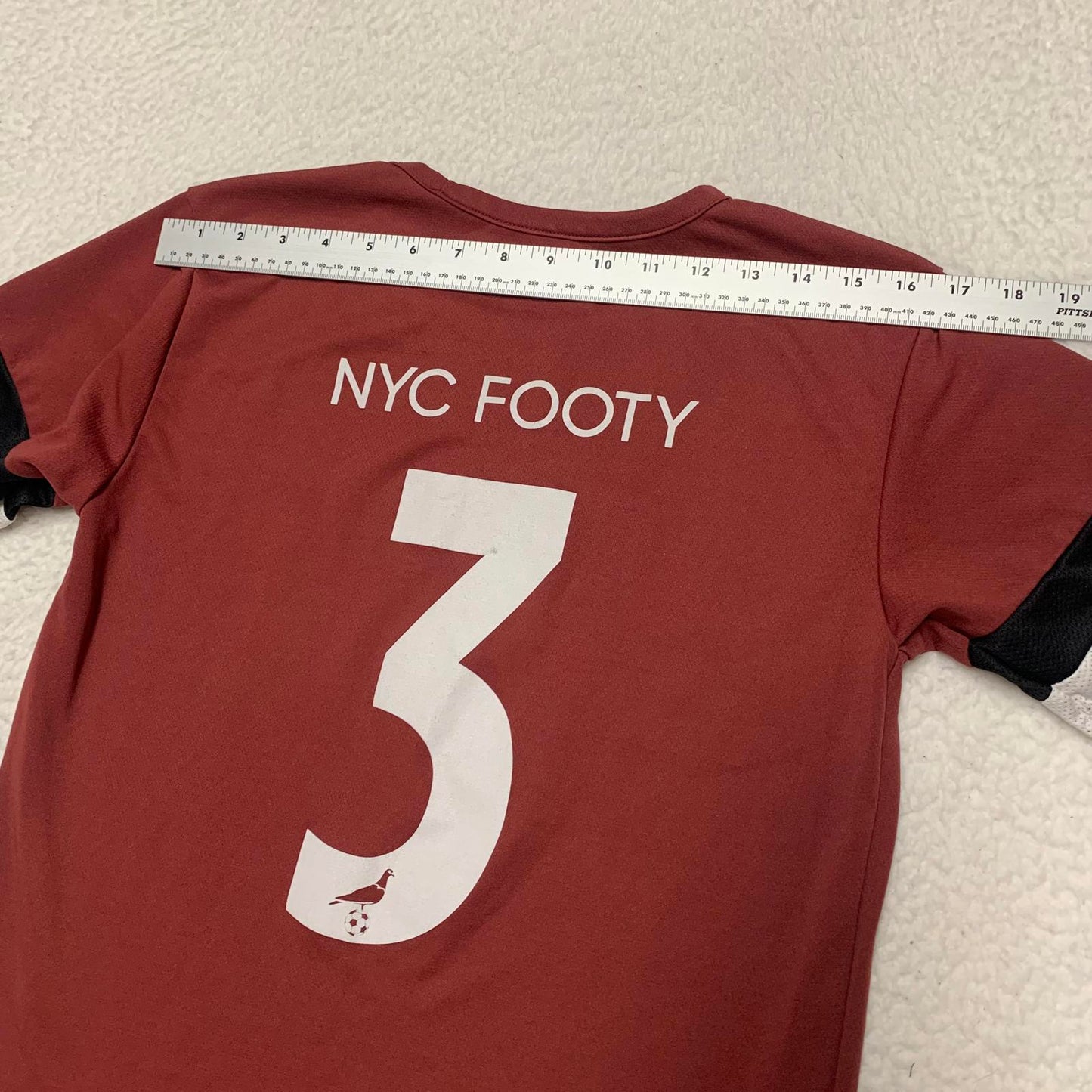PUMA NYC Footy Soccer Men's Jersey Size S Burgundy