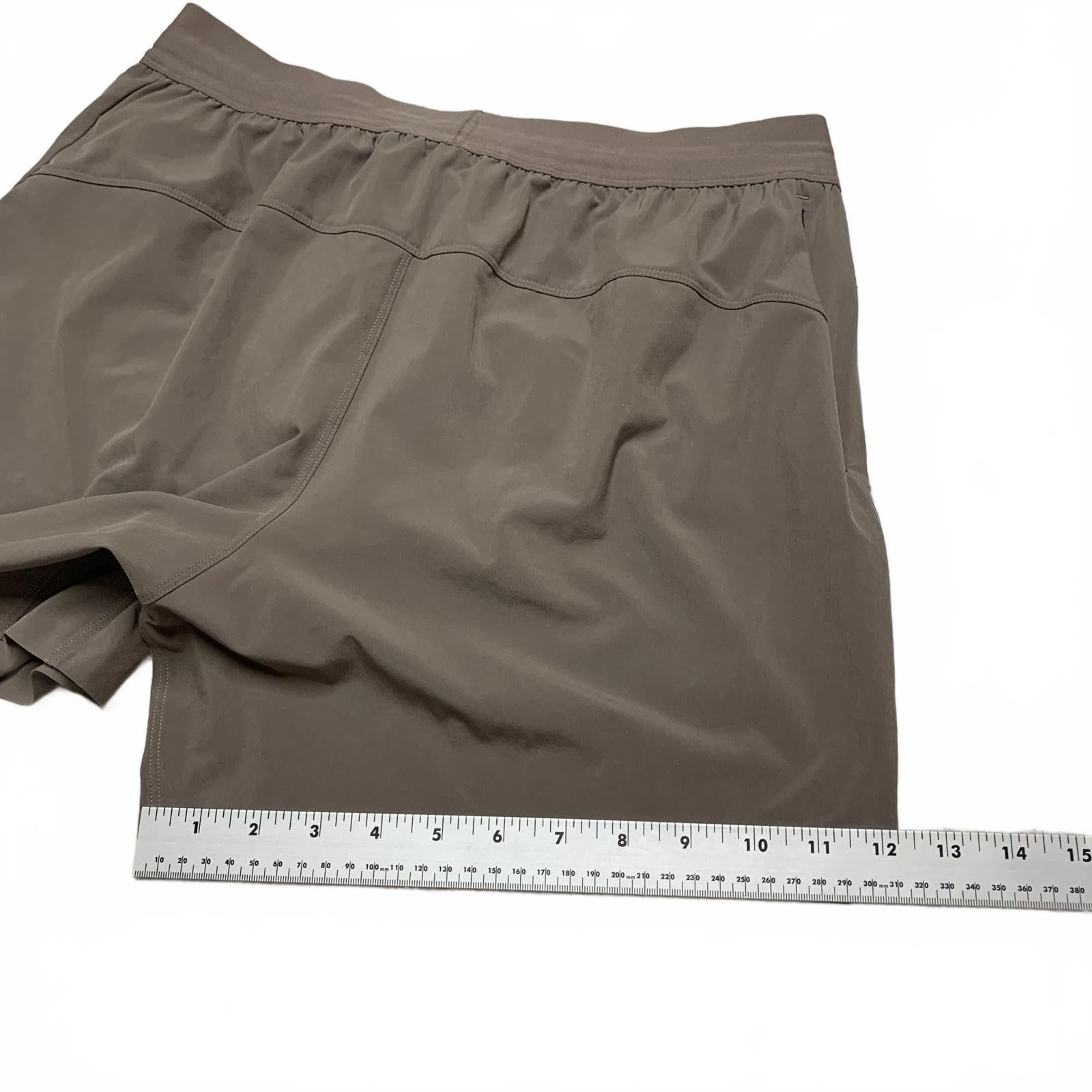 Pantalones cortos para correr All in Motion para hombre, talla mediana, marrón claro, W29