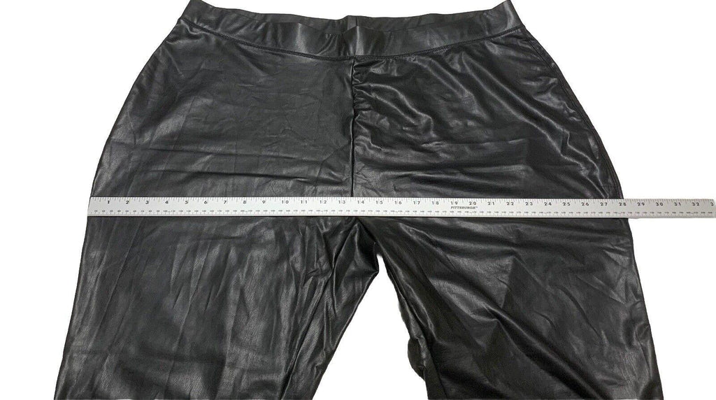 Pantalones de mujer Ashley Stewart, talla 26/28, piel sintética negra