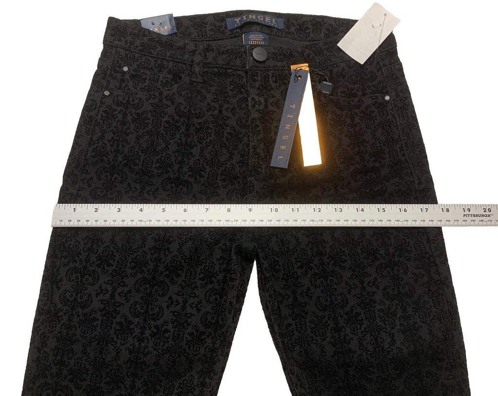 Pantalones vaqueros suaves ajustados de Lord &amp; Taylor Tinsel para mujer, talla 29, color negro