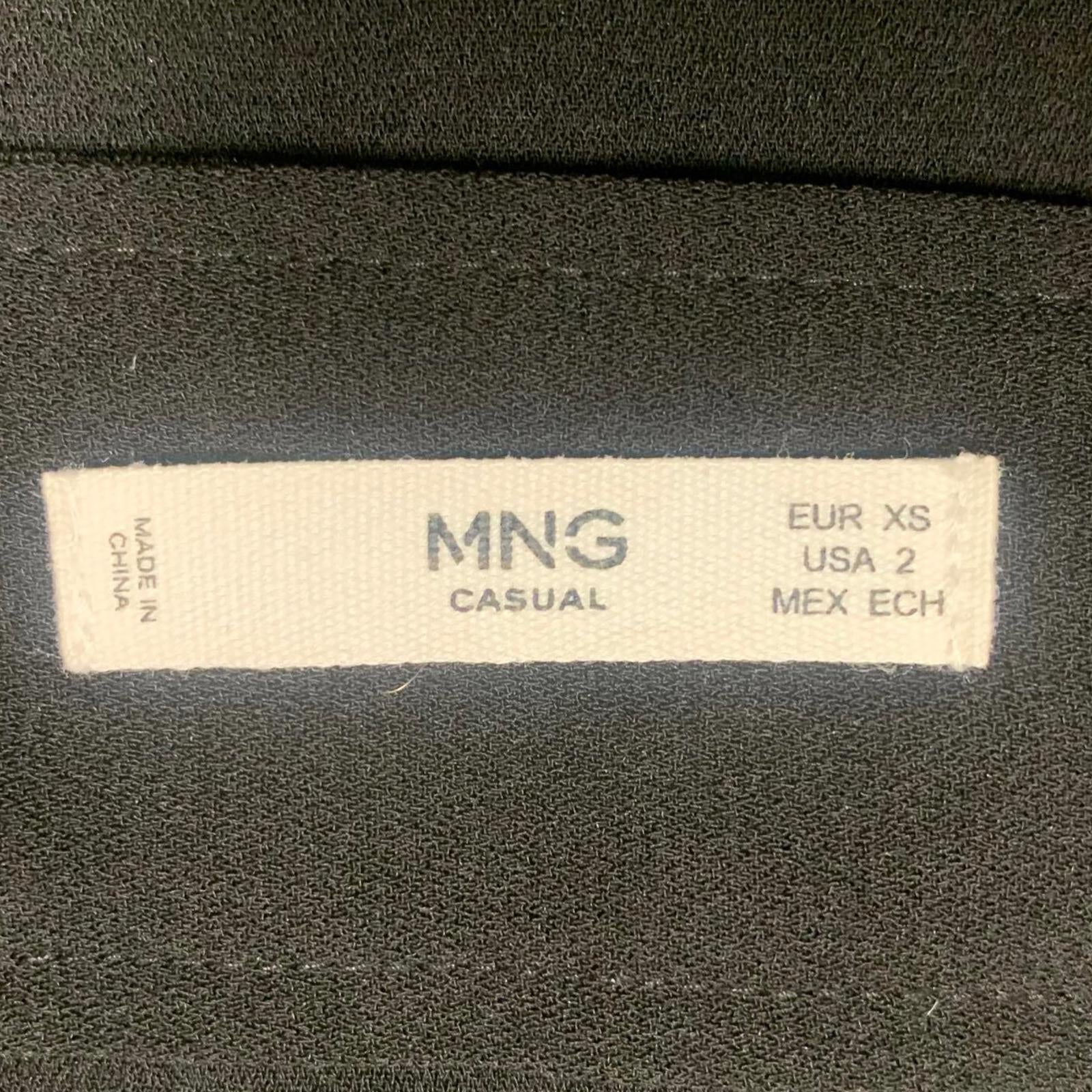 Mono negro sin mangas con bolsillos para mujer MNG talla 2