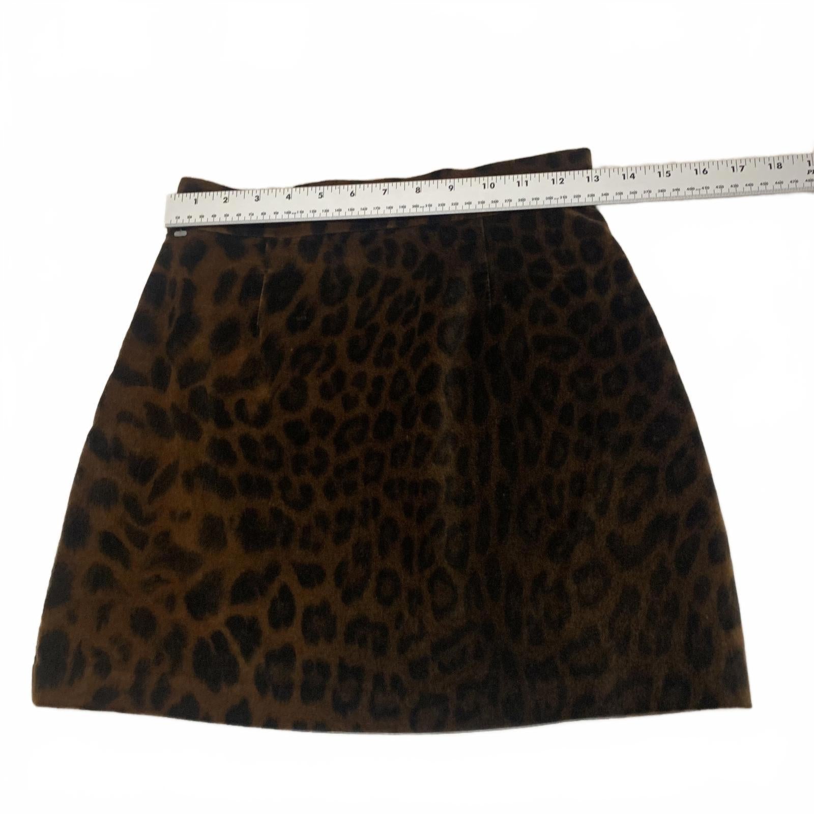 Minifalda de terciopelo con estampado de leopardo para mujer de Zara TRF, talla XS, marrón, negra, estilo retro Y2K