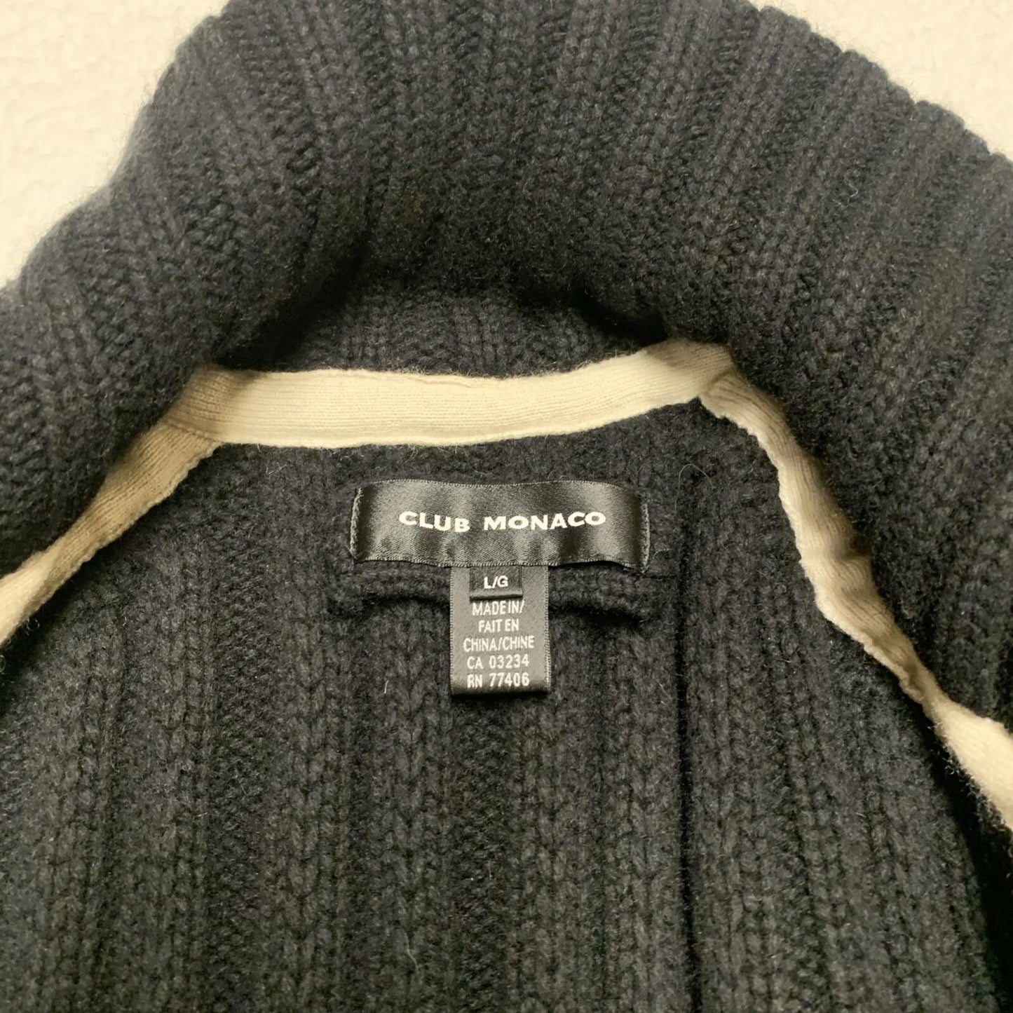 Club Monaco Men's Unisex  Size Large Black Button Down  Knit Cardigan