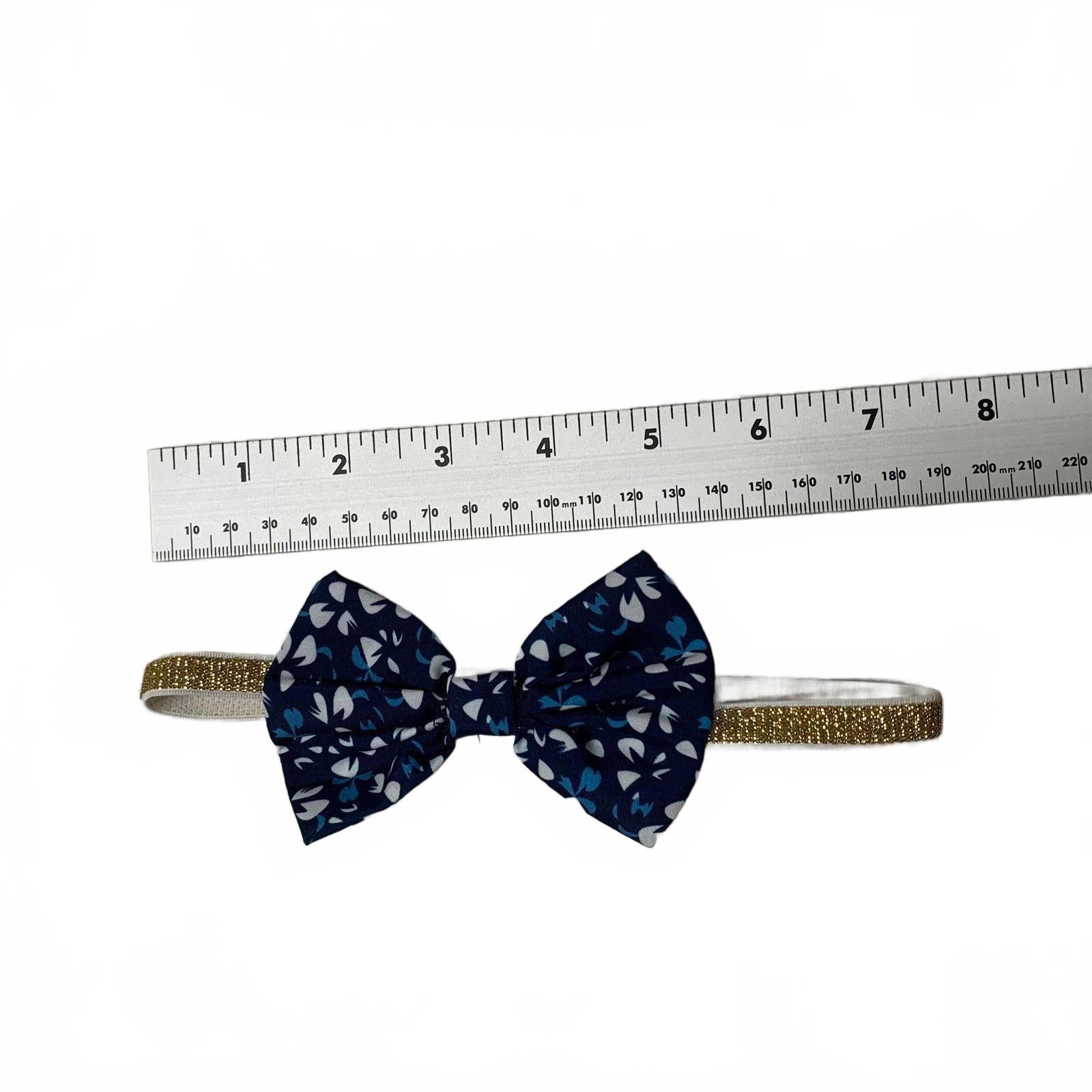 Adorable mono azul con volantes y flores para niña de 3 a 6 meses con diadema