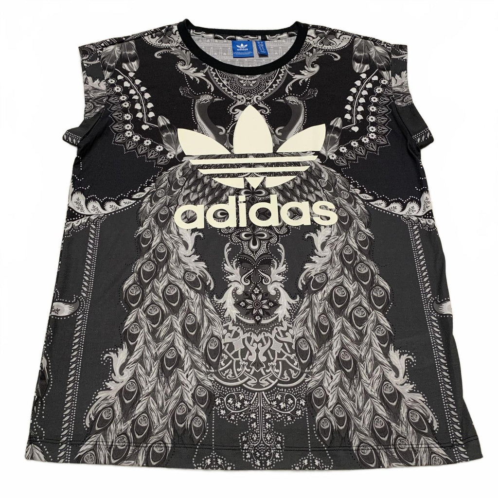Camiseta negra Adidas talla S con diseño de logotipo gráfico de plumas de cachemira