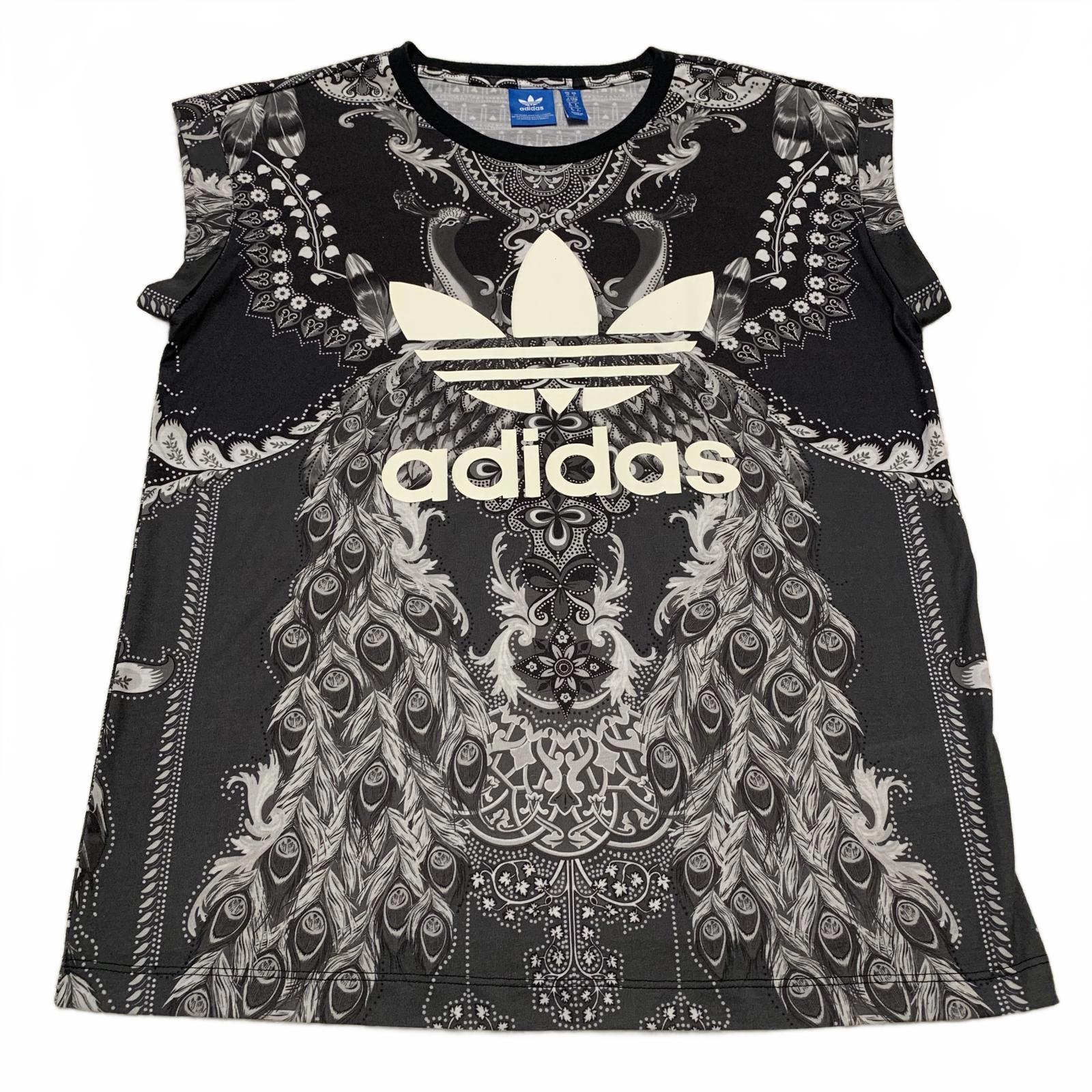 Camiseta negra Adidas talla S con diseño de logotipo gráfico de plumas de cachemira