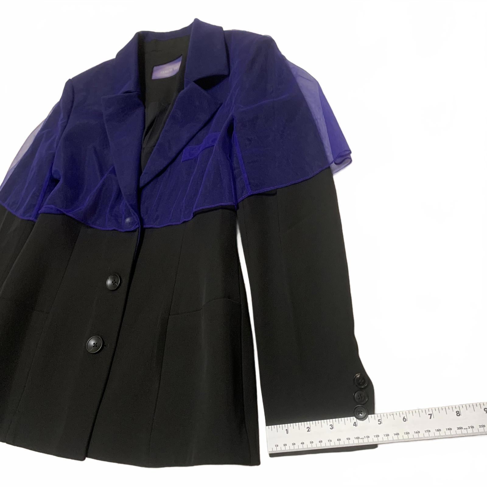 Blazer negro Fengyi Tan para mujer, talla mediana, con superposición azul transparente