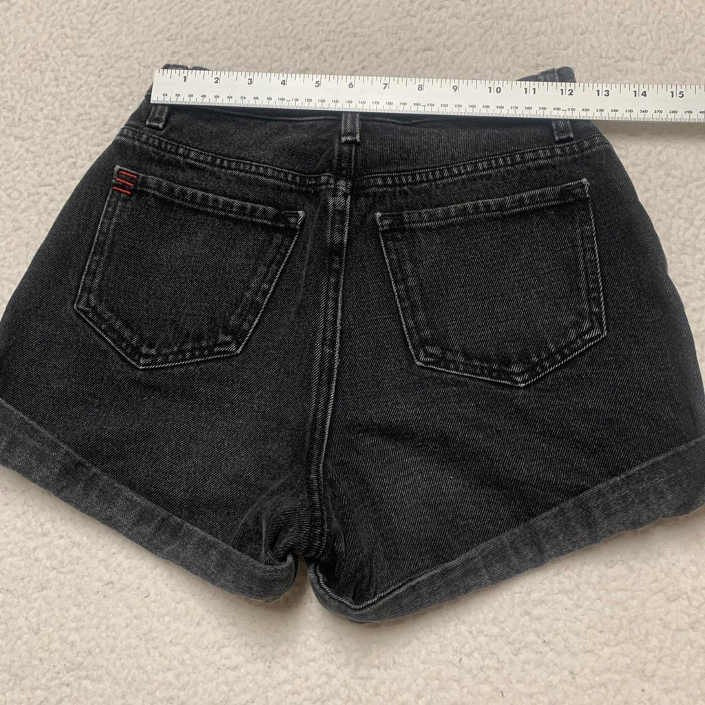 Shorts vaqueros Mom de tiro alto negros BDG para mujer, talla 25