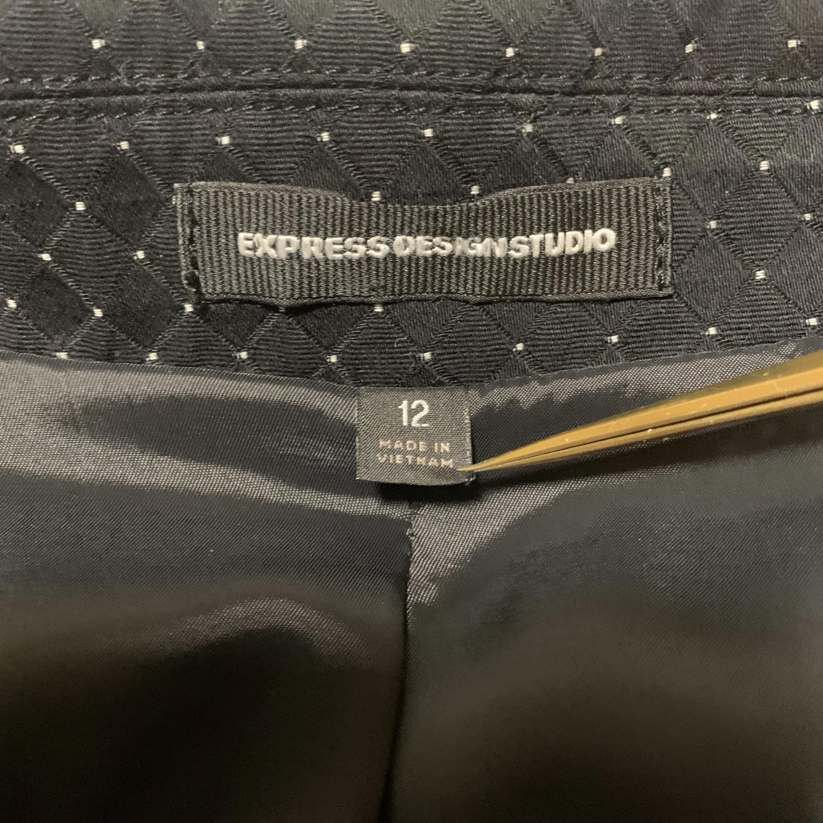 Blazer de lunares blancos y negros con forro de satén para mujer, talla 12, Express Design Studio