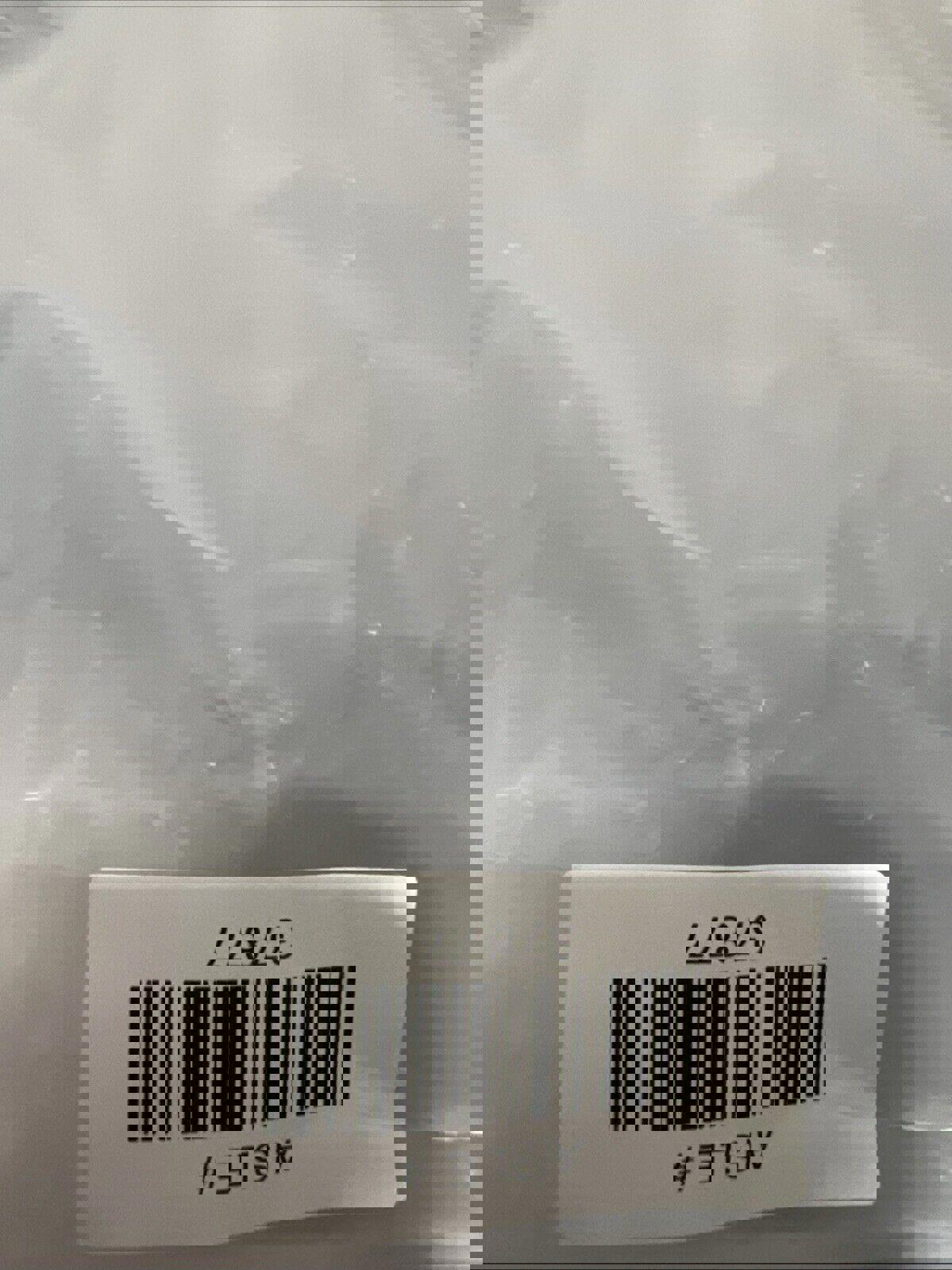 Bolso tote de piel vegana suave con diseño granulado de rayas grises y negras para mujer de Vince Camuto