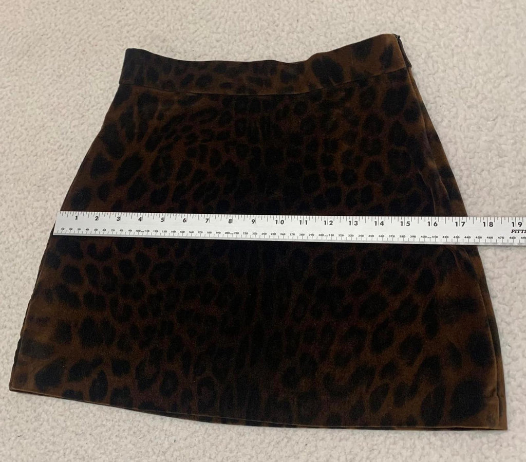Minifalda de terciopelo con estampado de leopardo para mujer de Zara TRF, talla XS, marrón, negra, estilo retro Y2K