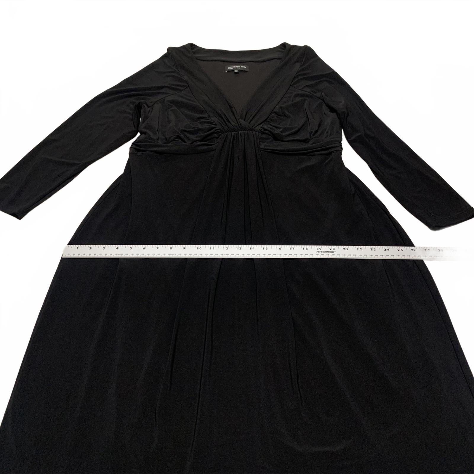 Jones New York Women's Size 18W Black Long  V-Necks Sleeve Dress Formal