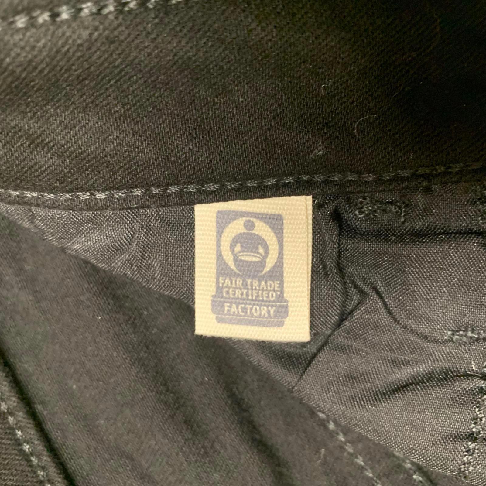 Vaqueros de mujer Universal Thread negros talla 4/27R W28x 27L (real)