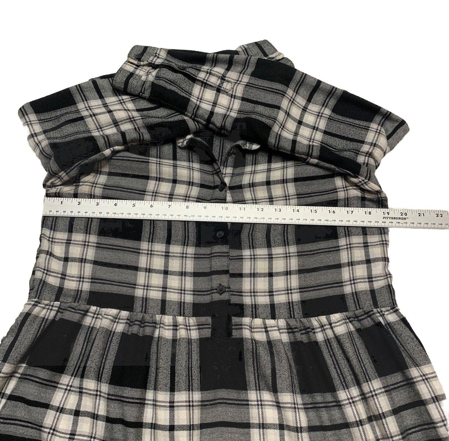 American Eagle Plaid Flannel Tunic Size Small Black White Pin Tuck Jegging Fit M