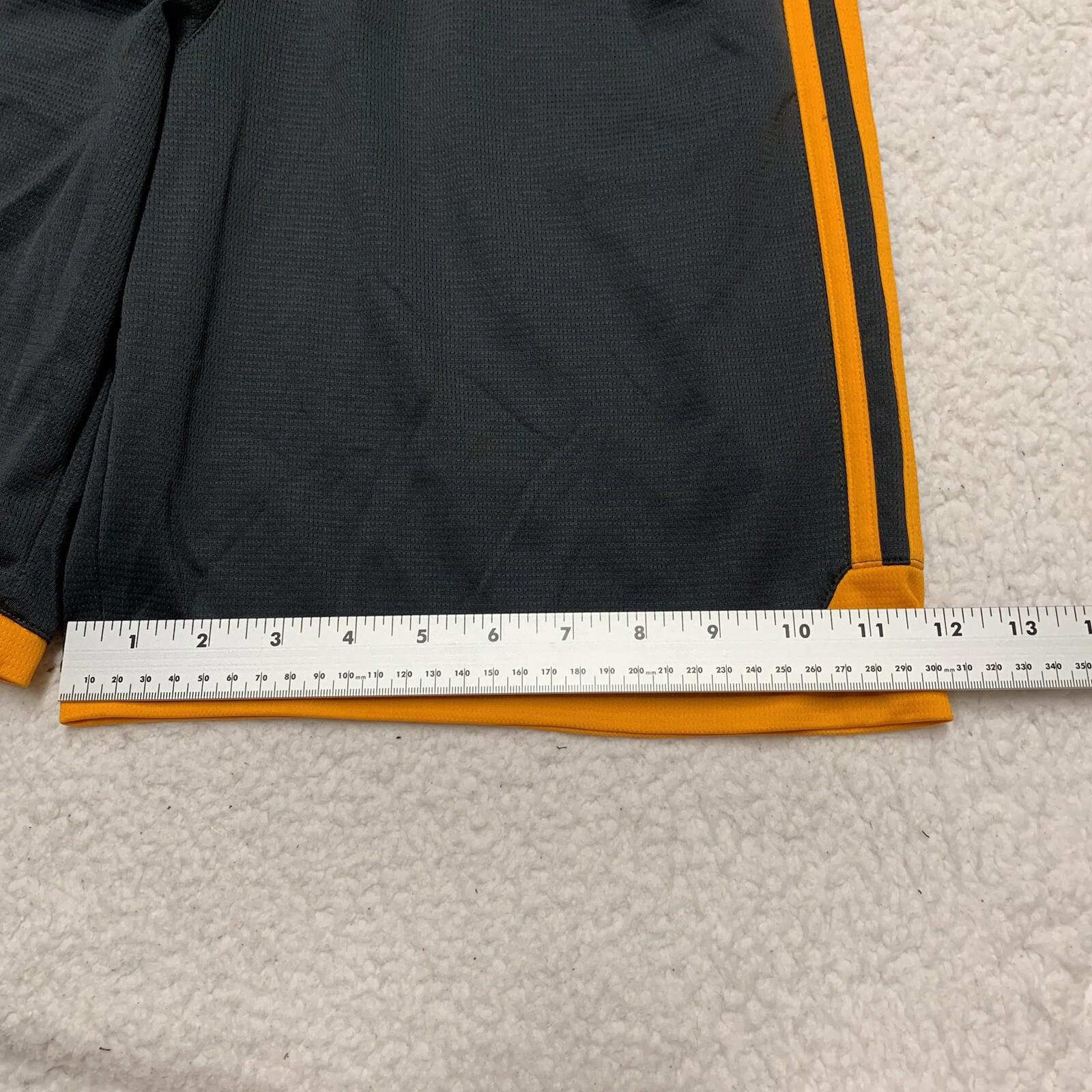 Pantalón corto deportivo Adidas para niño, talla XL 18, color gris oscuro y naranja, con 3 rayas - Baloncesto