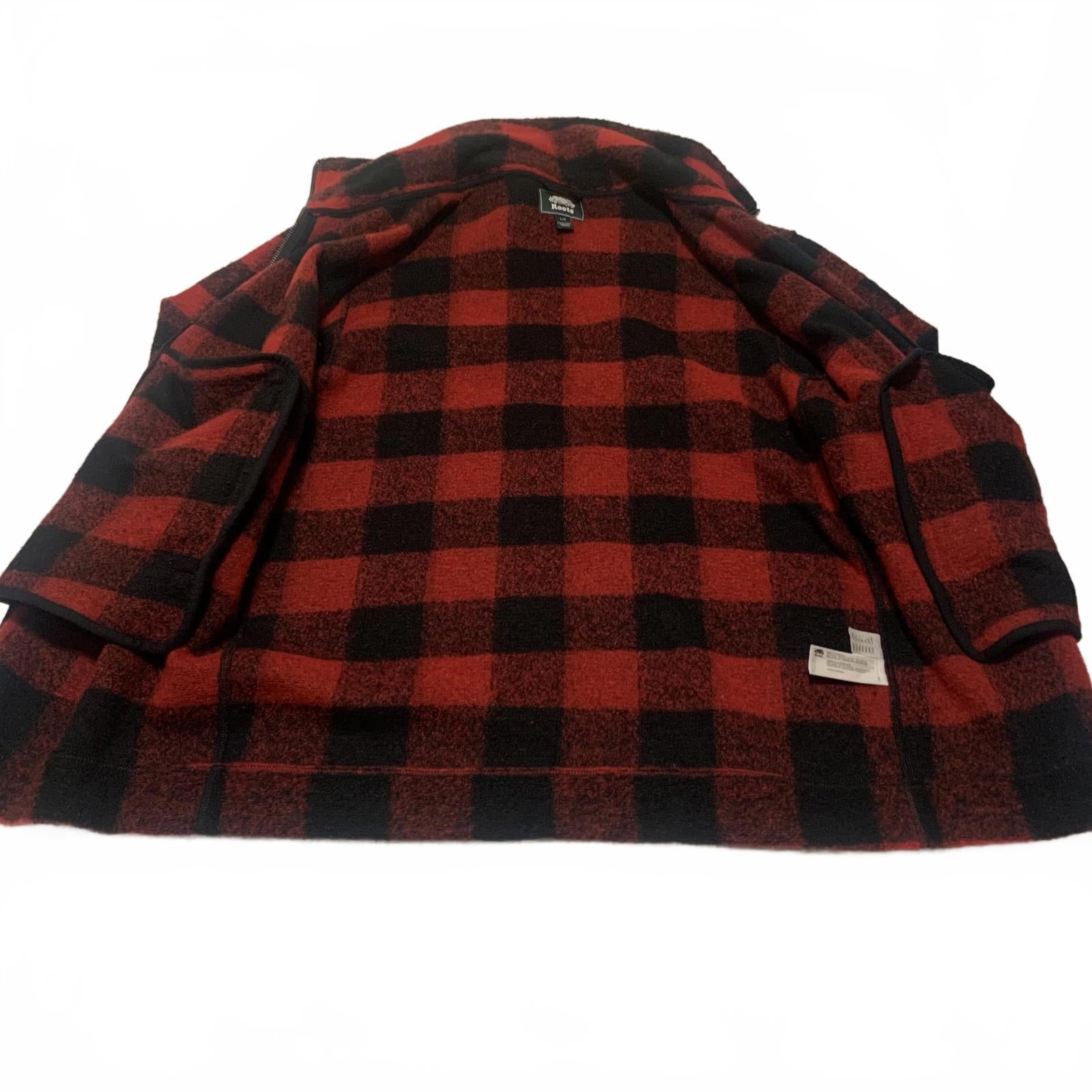 Chaqueta de forro polar con cremallera a cuadros rojos y negros Roots para hombre, talla L, estilo cálido y clásico
