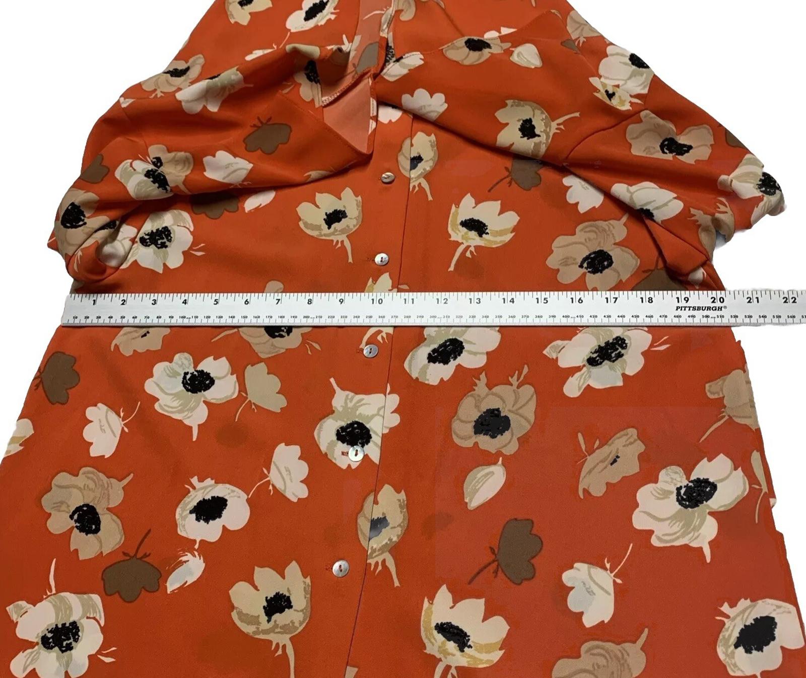 Blusa con mangas acampanadas y estampado floral naranja de Carmen Marc Valvo para mujer, talla 8