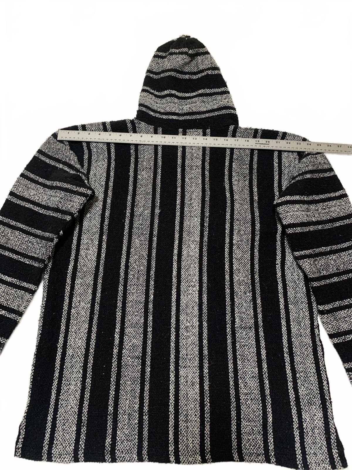 La Montaña Especial Sudadera con capucha a rayas blancas y negras talla XL para hombre, México