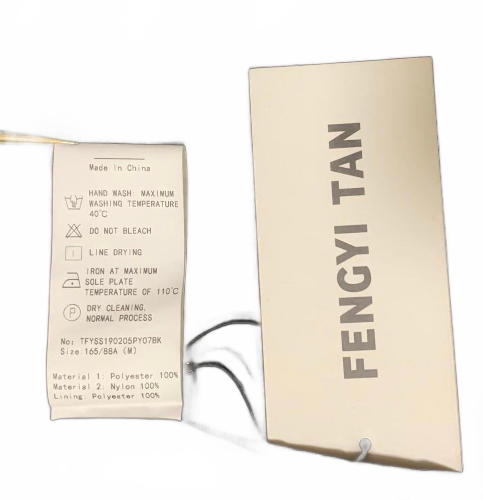 Blazer negro Fengyi Tan para mujer, talla mediana, con superposición azul transparente