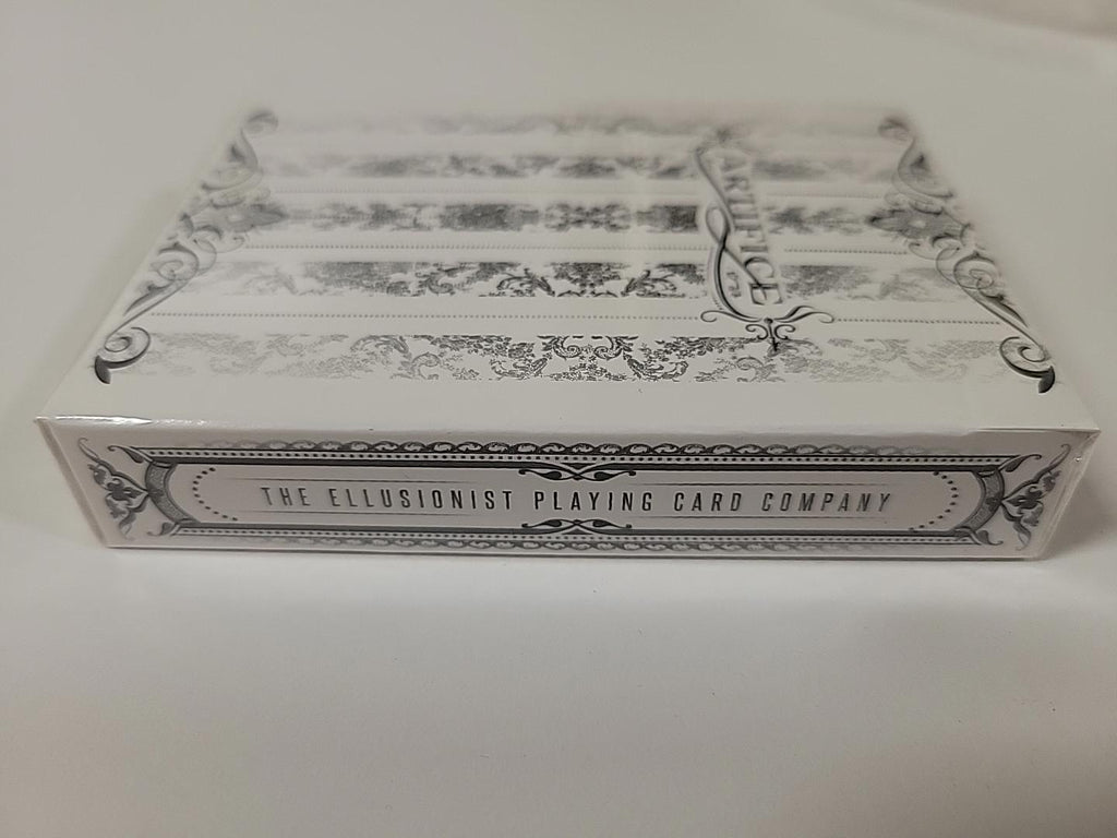 Baraja elegante blanca y negra de The Ellusionist Artifice