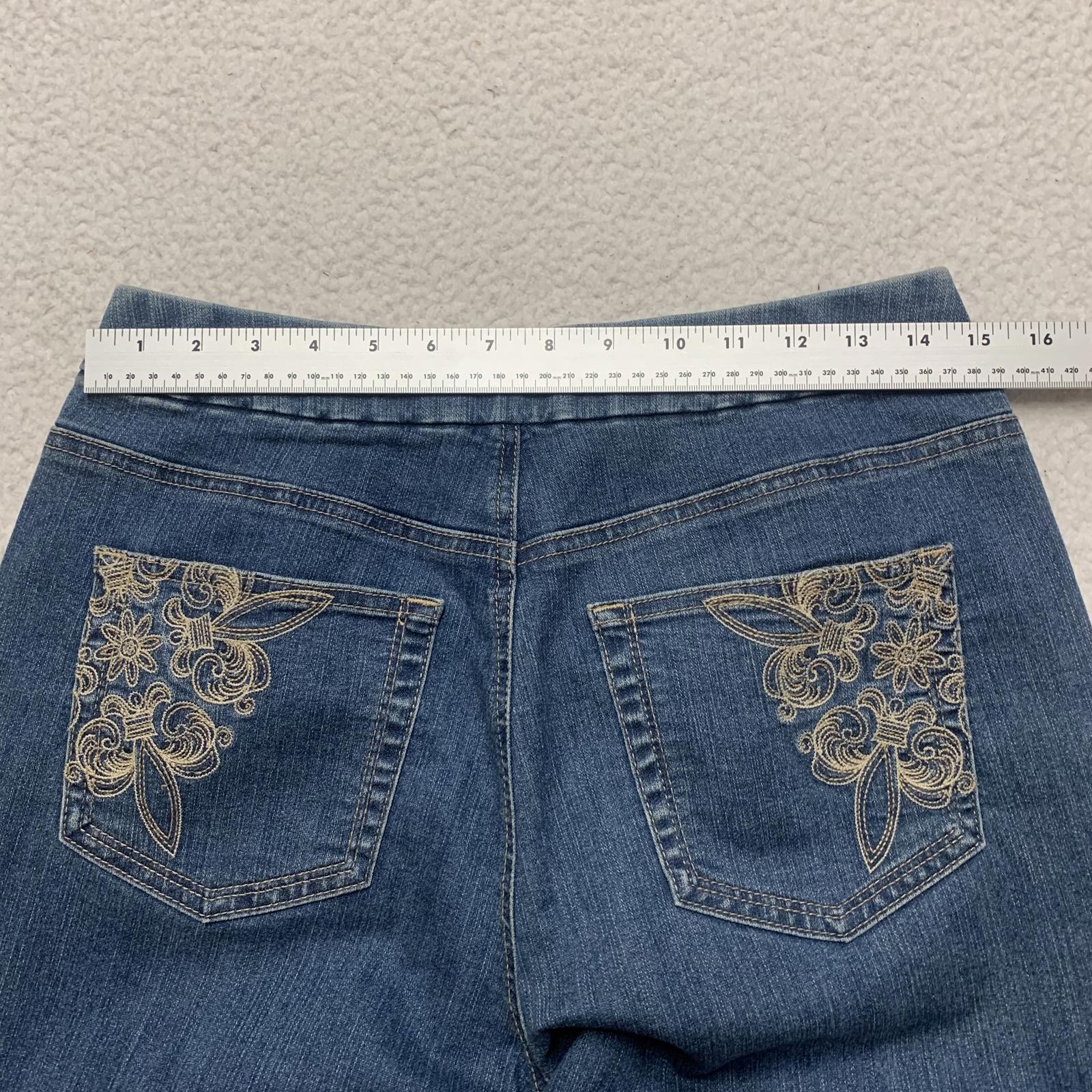 Vaqueros capri de mezclilla azul mediano Lee para mujer, talla 8, con bordado floral, 30 x 16