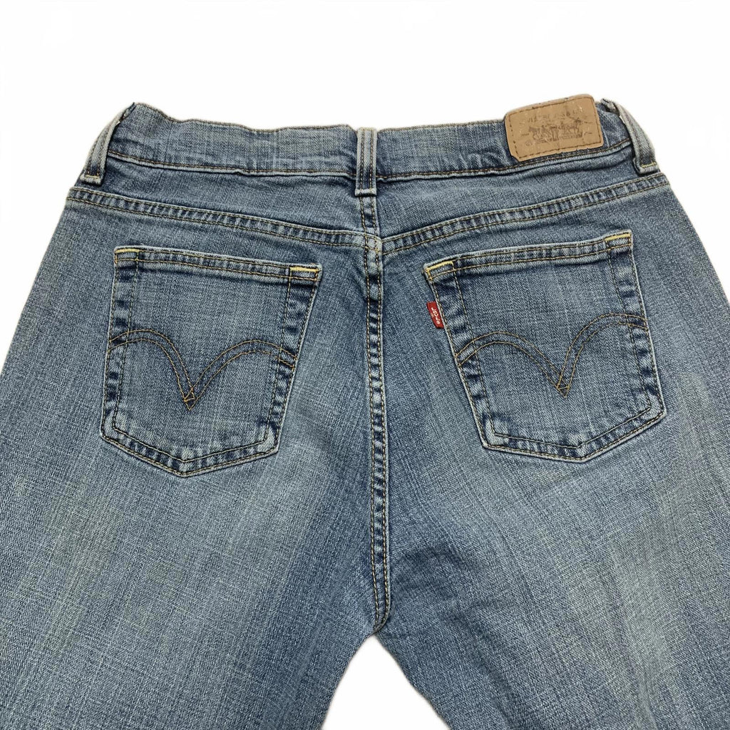 Jeans Levi's 515 Boot Cut para mujer, talla 6 L, corte de dobladillo, 25 pulgadas, azul, ancho 28 x 25 pulgadas (tamaño real)