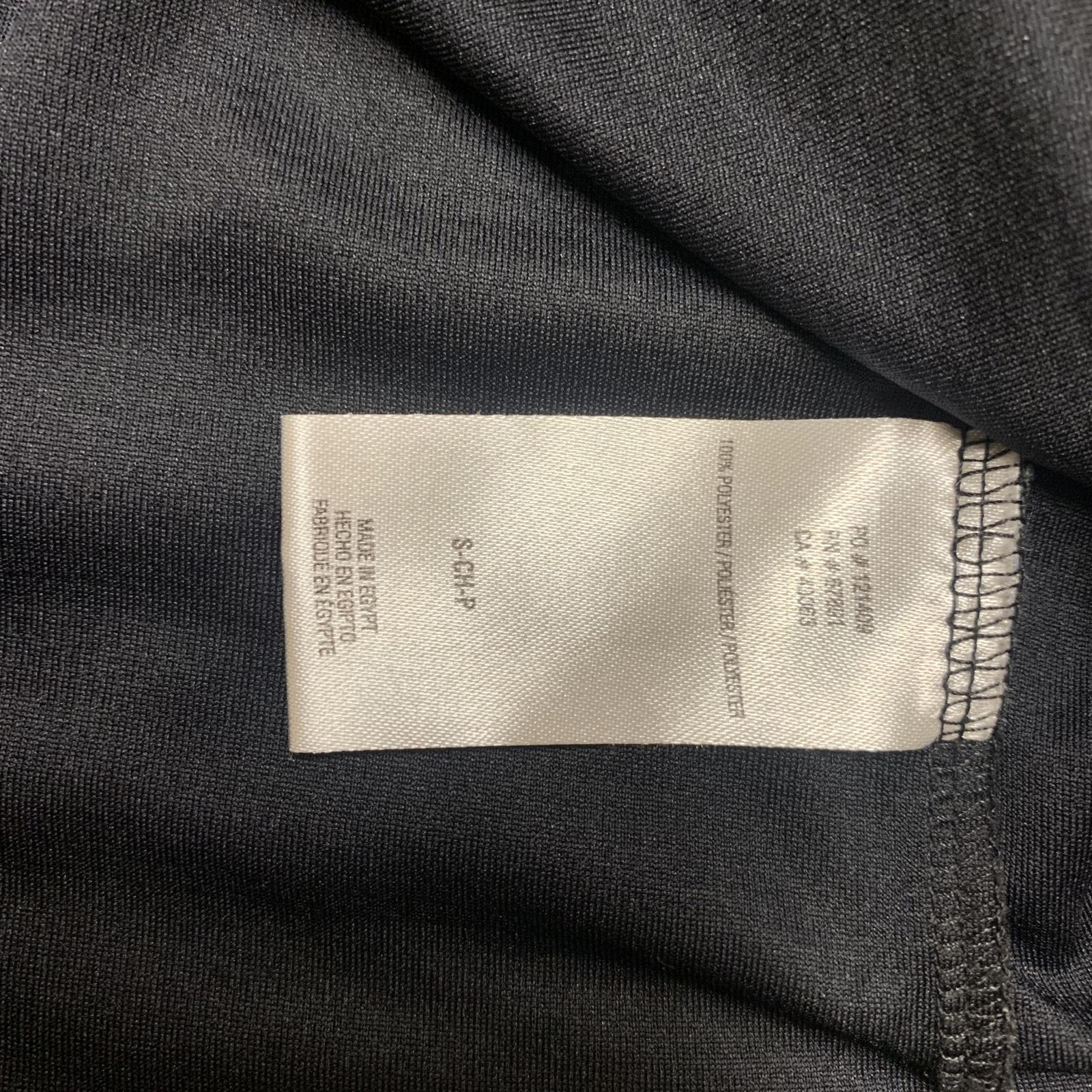 Camiseta de fútbol unisex Umbro NYC Footy negra, talla pequeña para jóvenes