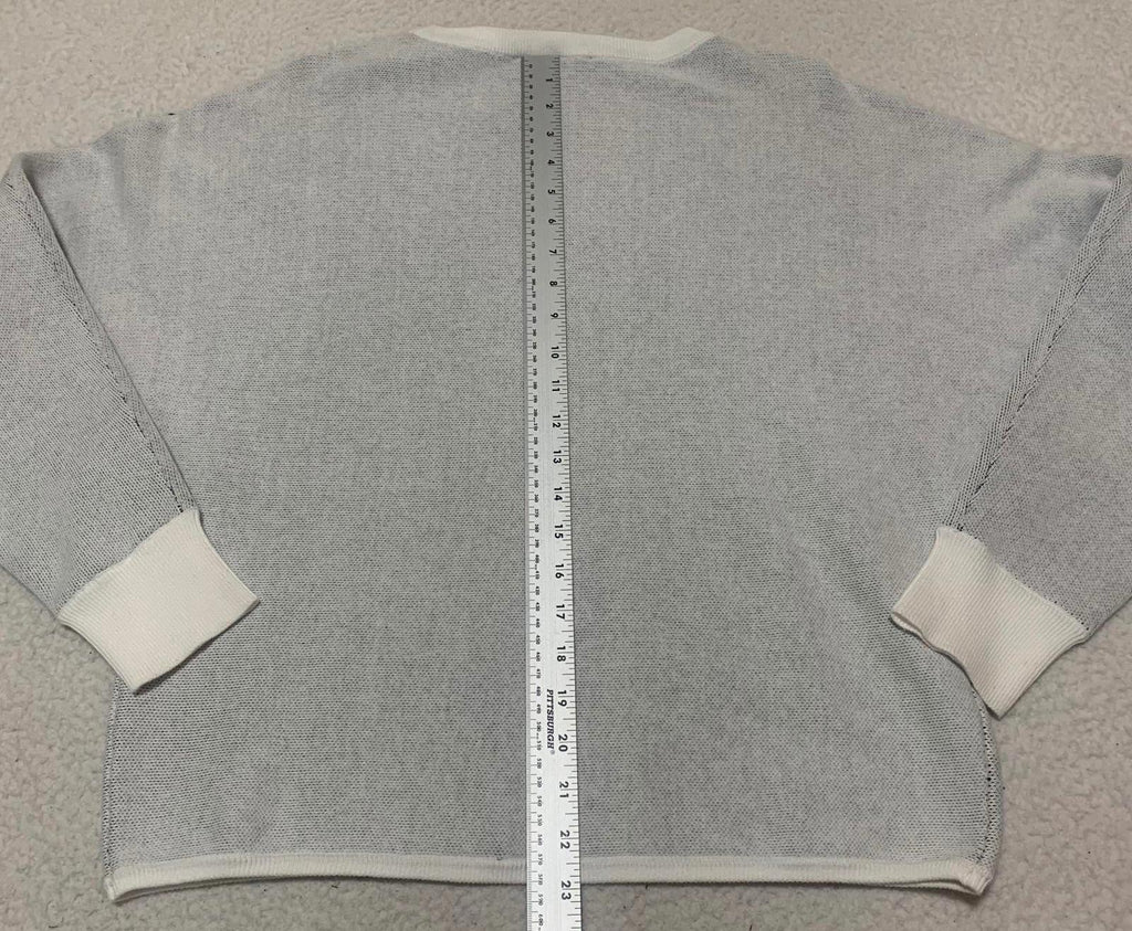 Suéter de cuello redondo gris claro con logo y mangas de mariposa para mujer, talla S, de DKNY Jeans VTG