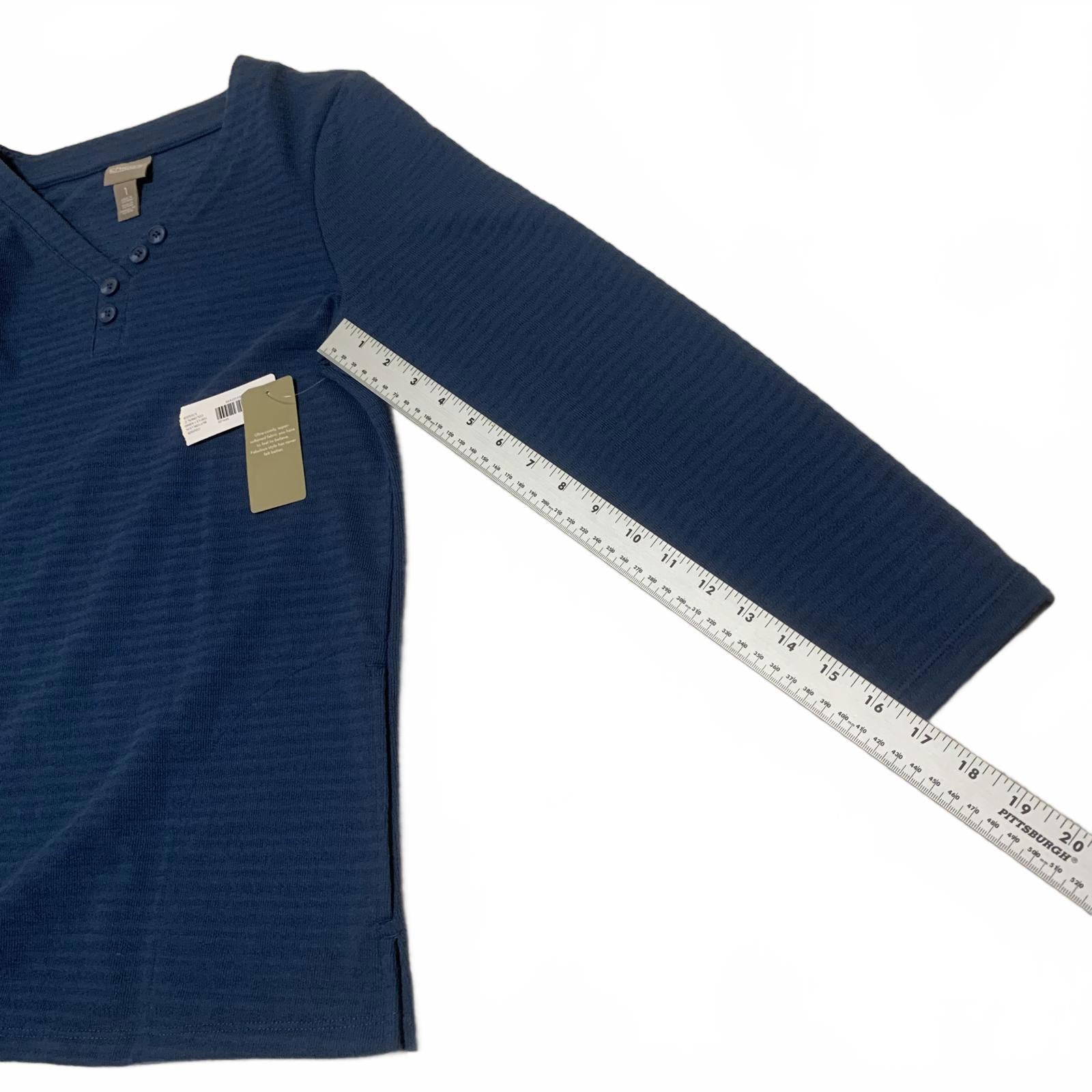 Blusa informal de manga larga azul elástica de Chico's, talla 1, para mujer