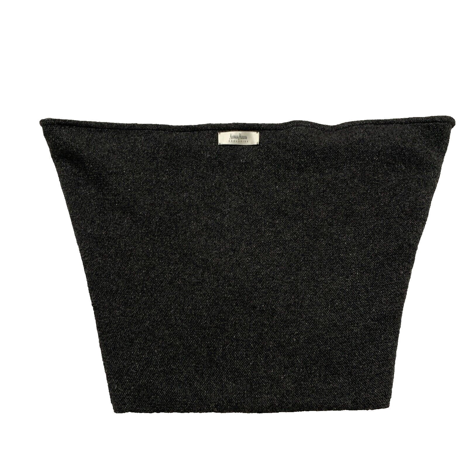 Bufanda de tubo infinita de lana de cachemira con pedrería, color gris, talla única, para mujer de Neiman Marcus