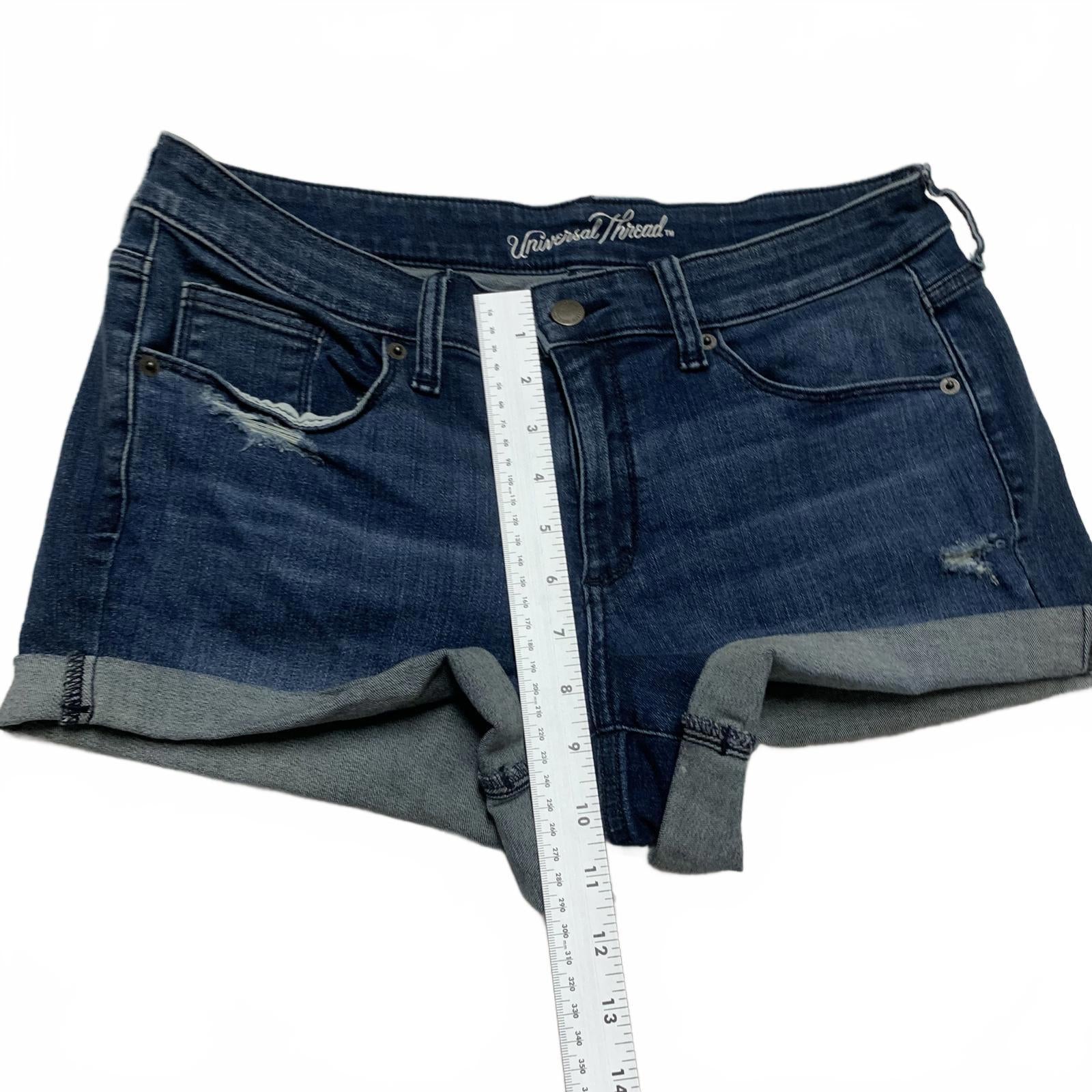 Pantalones cortos vaqueros de tiro medio azules de Universal Thread para mujer, talla 10