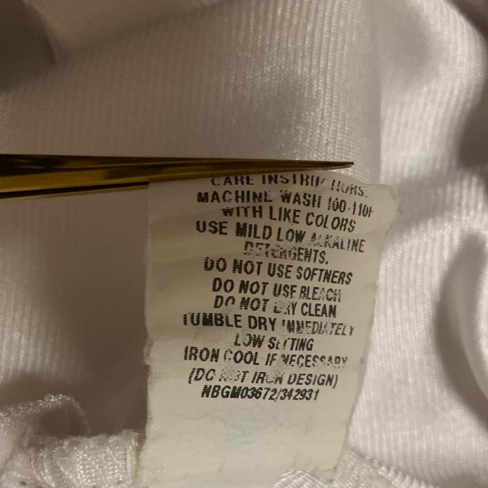 VTG Nike Raiders Basketball Jersey #15 Sz M White