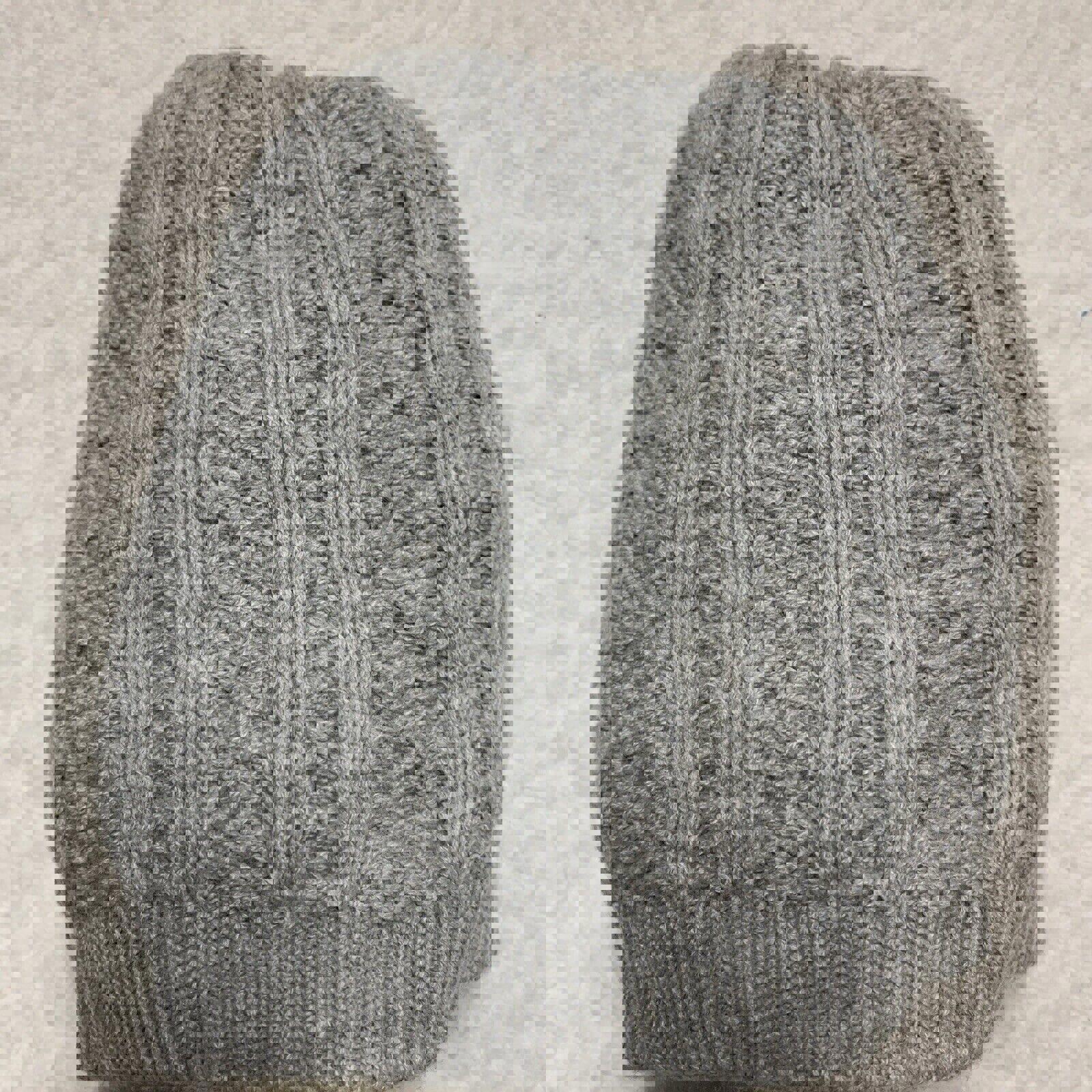 Gorro de invierno de punto trenzado J Crew, gorro gris, pompón blanco hueso